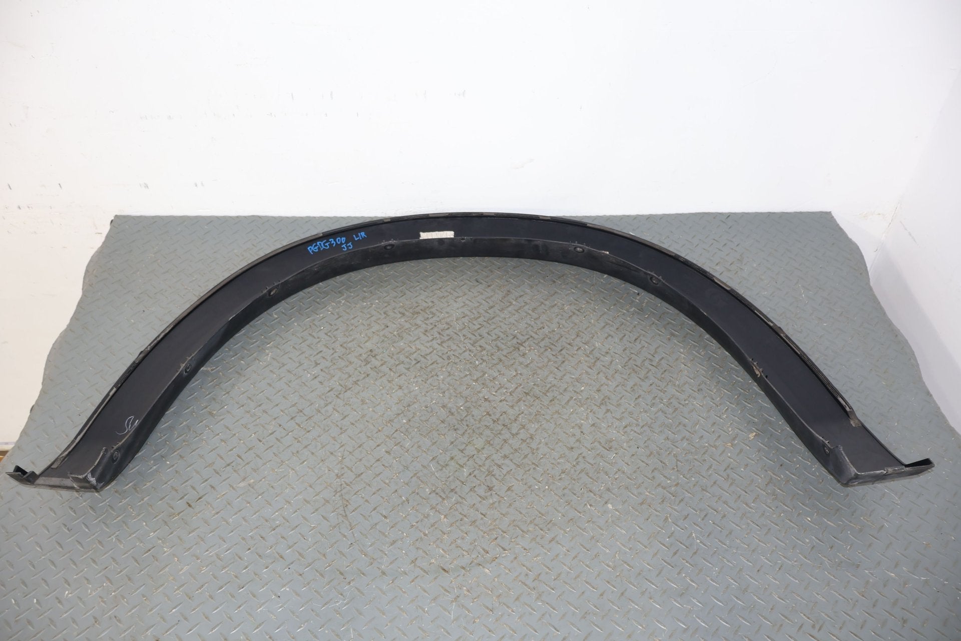 2016 Ram 1500- Fender Flare