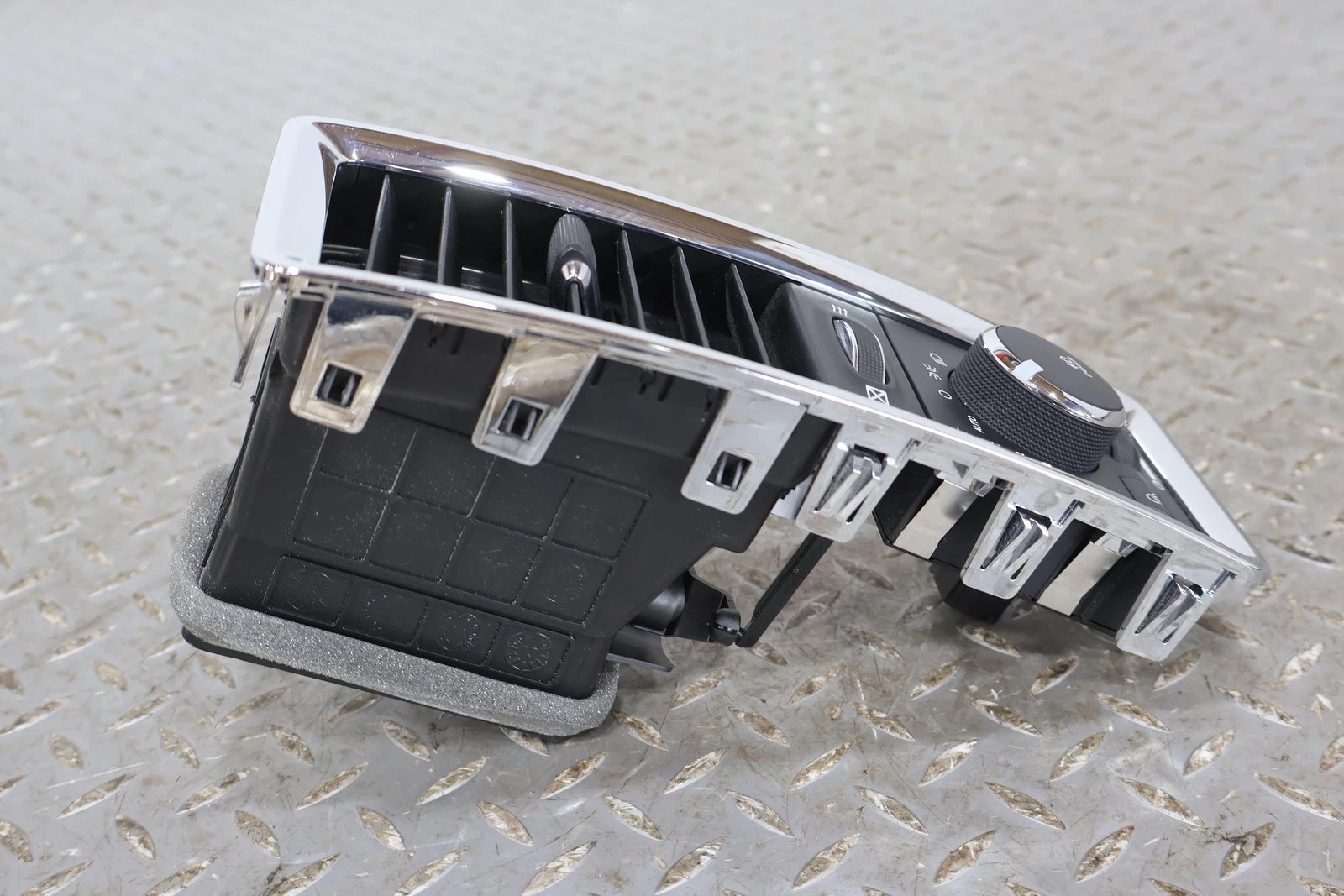 2016 Ram 1500- Headlight Switch