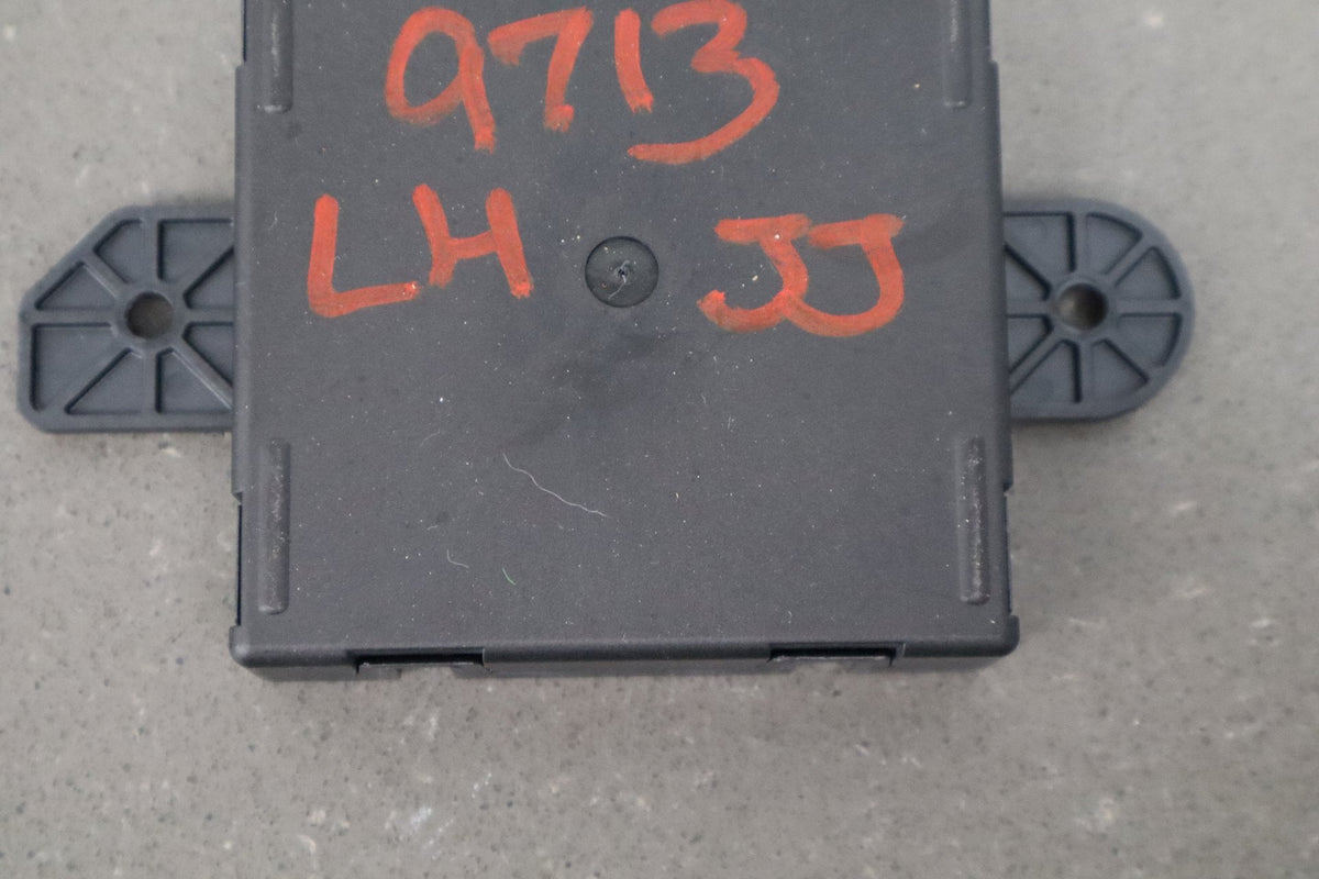 2016 Ram 1500 Left Front Door Control Module