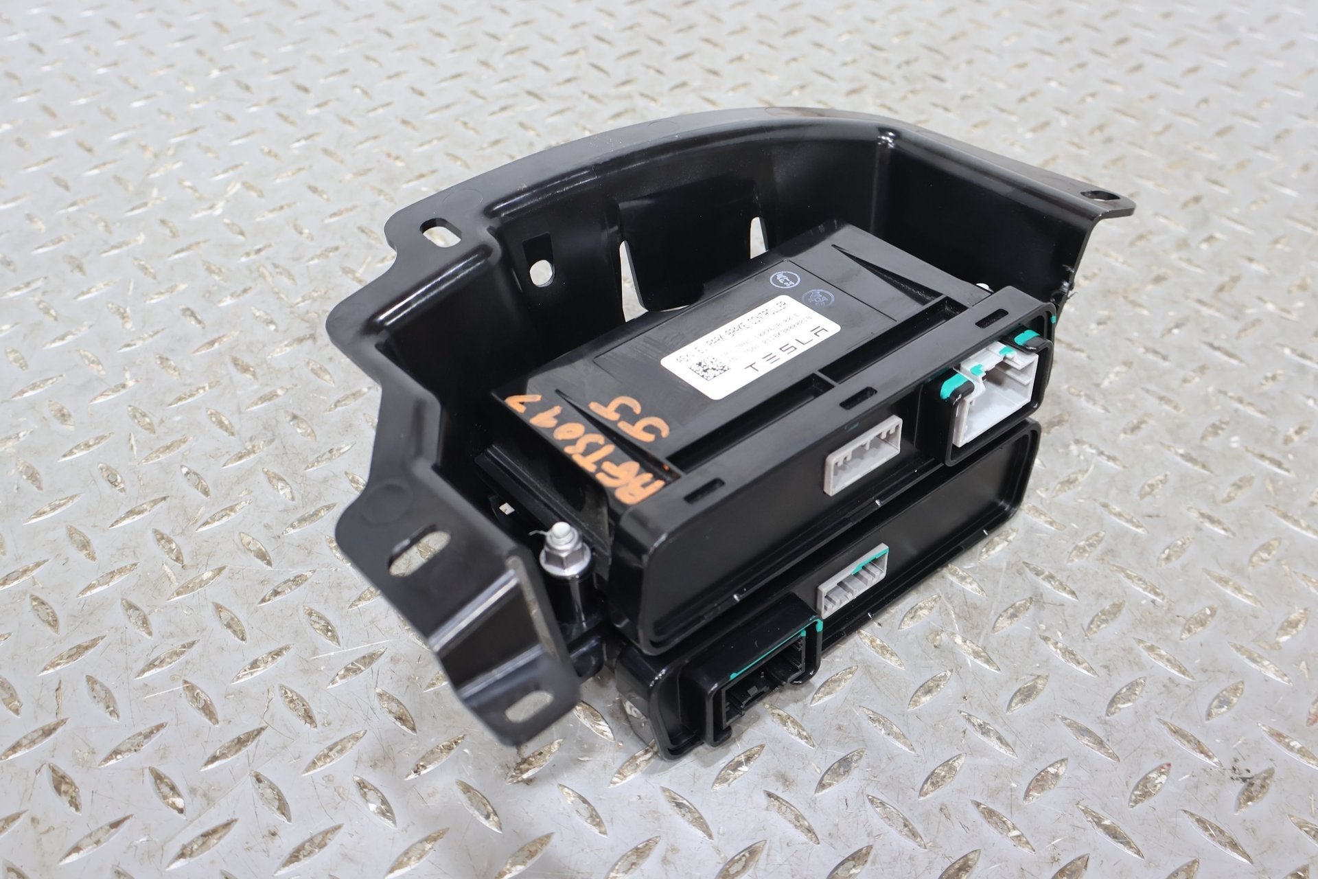 2016 Tesla S- Chassis Control Module