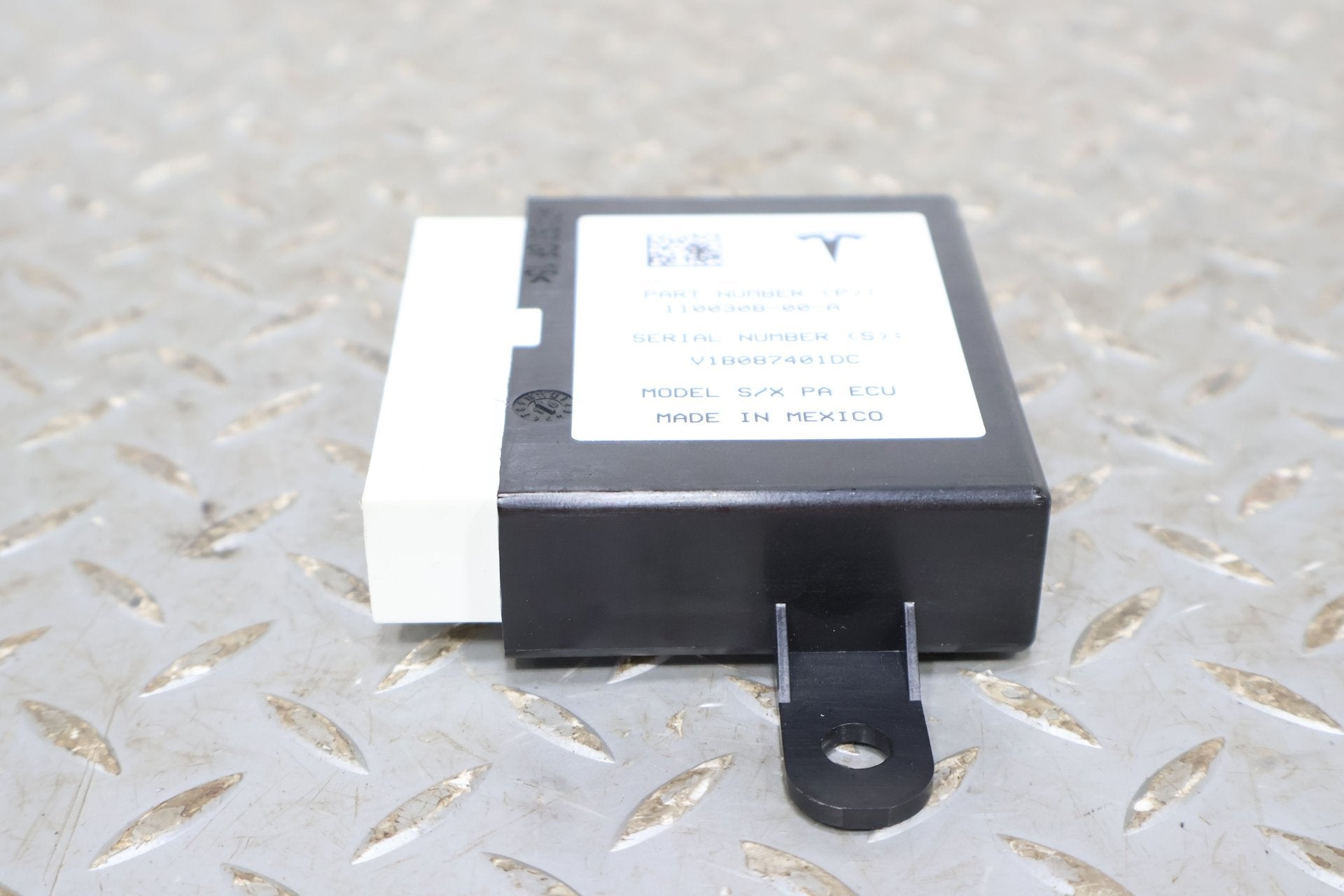 2016 Tesla S- Chassis Control Module