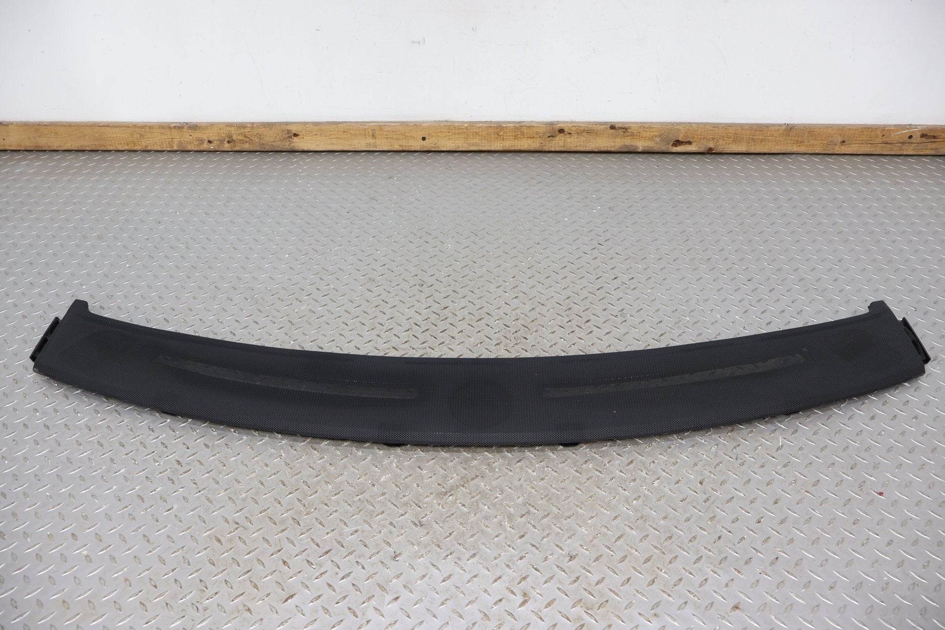 2016 Tesla S- Dash Vent