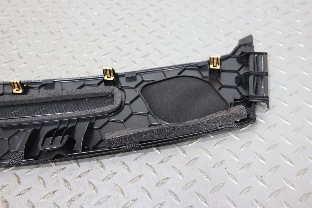 2016 Tesla S- Dash Vent