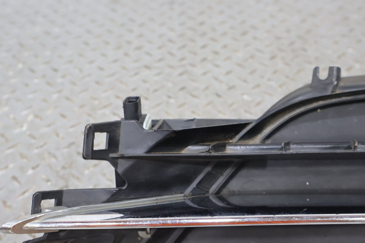 2016 Tesla S- Radiator Shutter