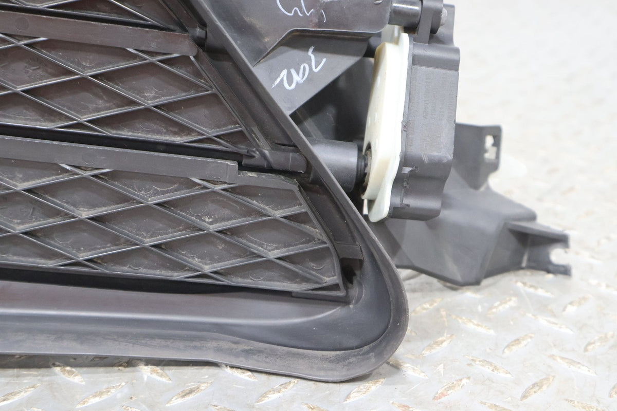 2016 Tesla S- Radiator Shutter