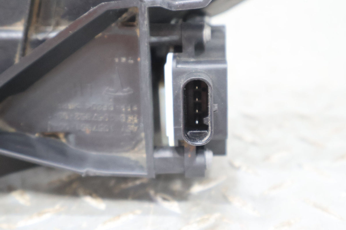 2016 Tesla S- Radiator Shutter