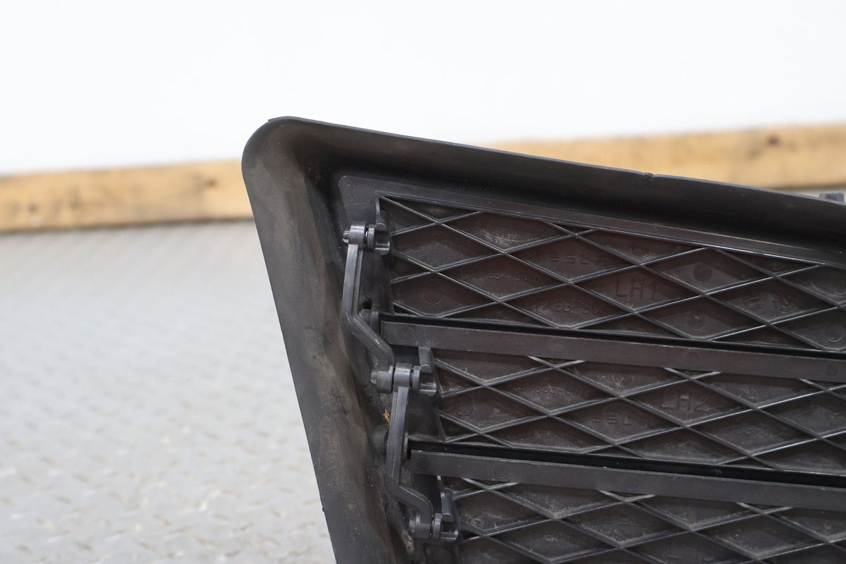 2016 Tesla S- Radiator Shutter
