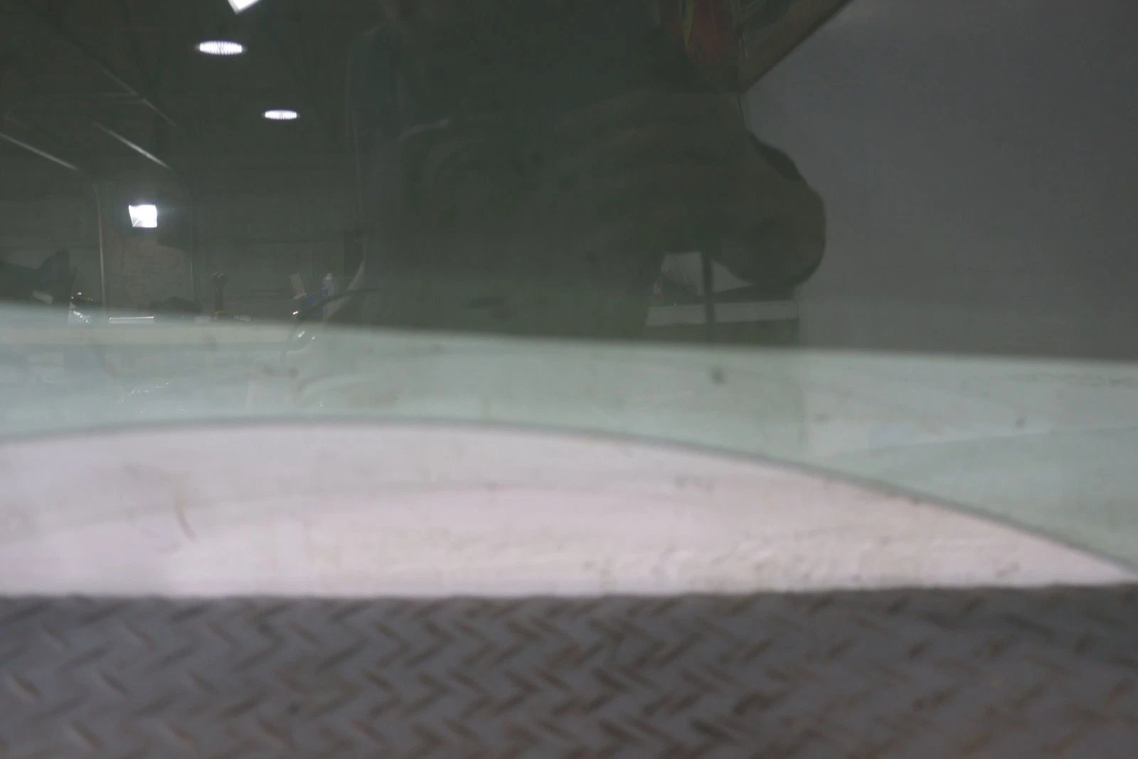 2016 Tesla S- Right Front Door Window