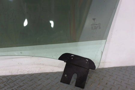 2016 Tesla S- Right Front Door Window