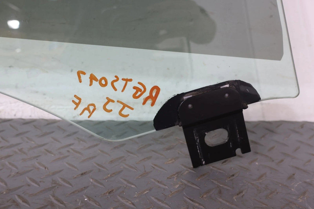 2016 Tesla S- Right Front Door Window