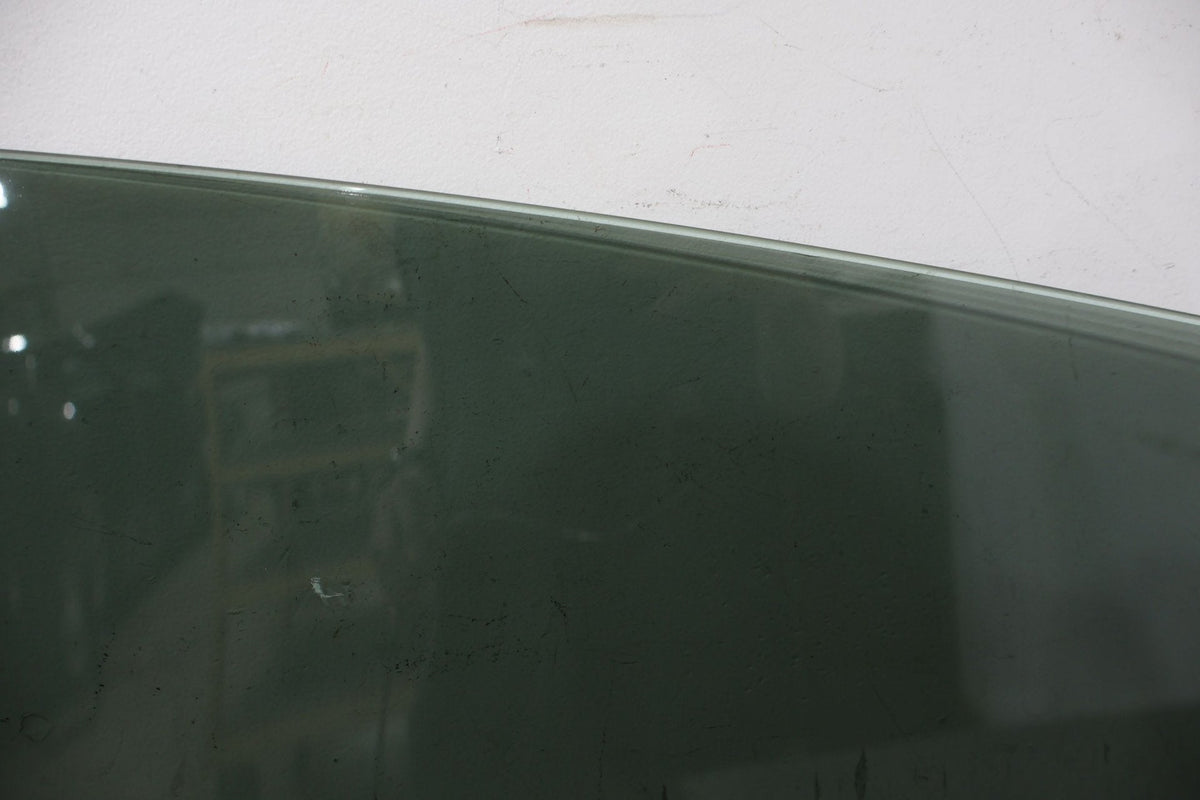 2016 Tesla S- Right Rear Door Window
