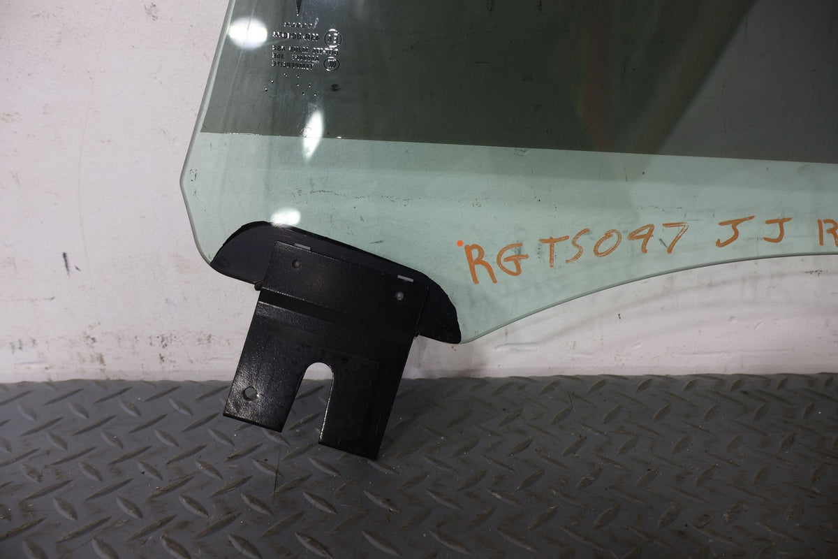 2016 Tesla S- Right Rear Door Window