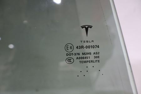 2016 Tesla S- Right Rear Door Window