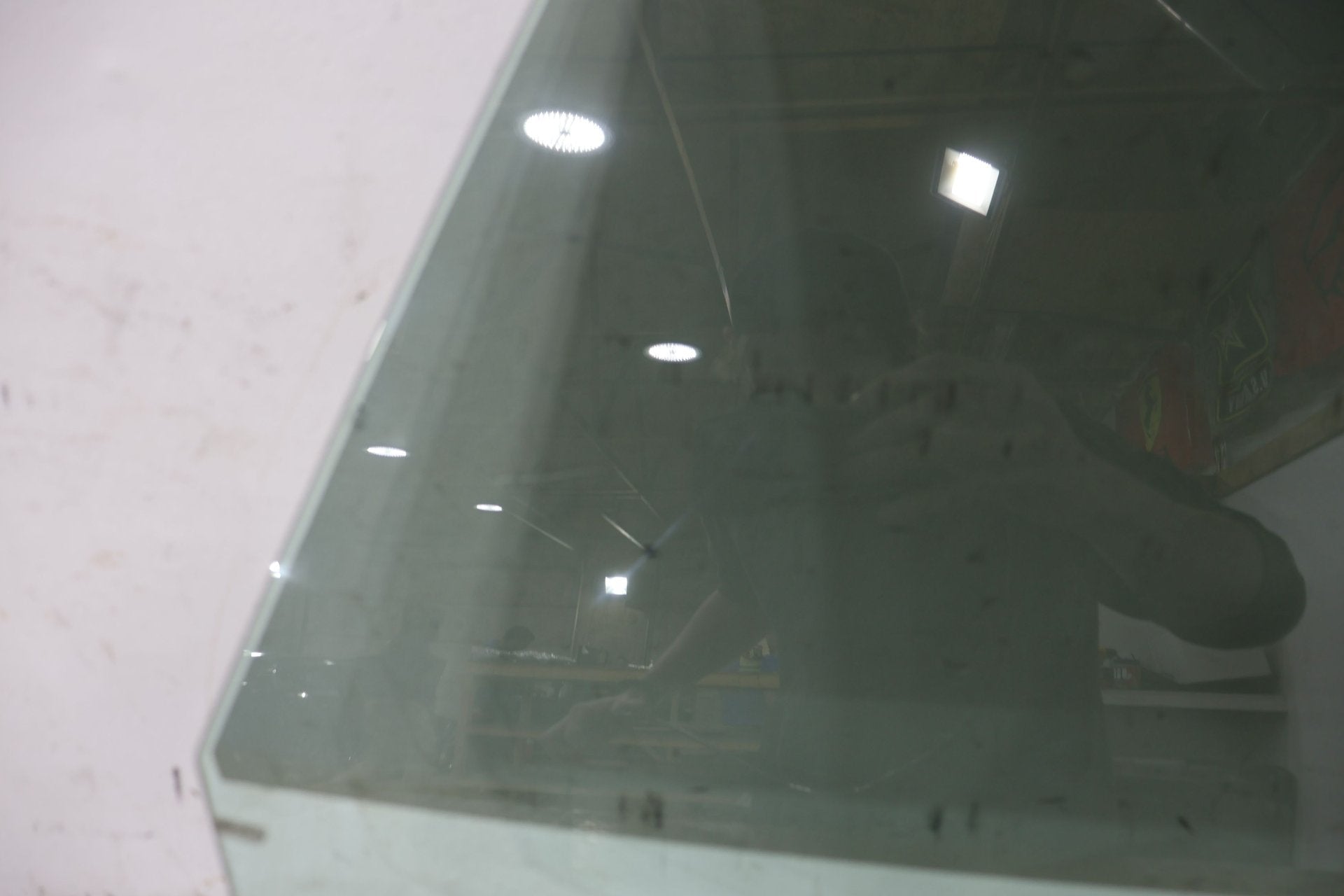 2016 Tesla S- Right Rear Door Window