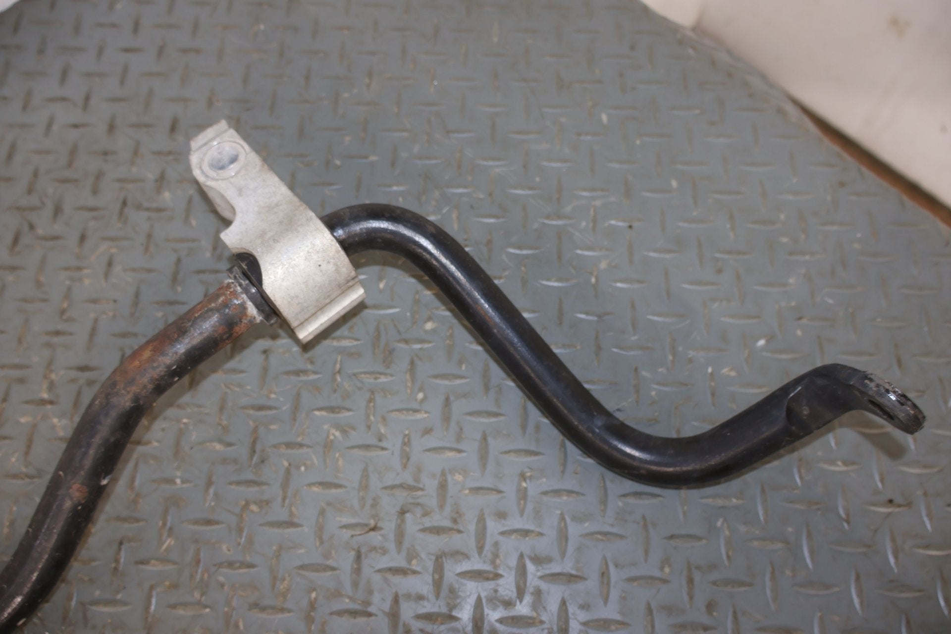 2016 Tesla S- Stabilizer Bar