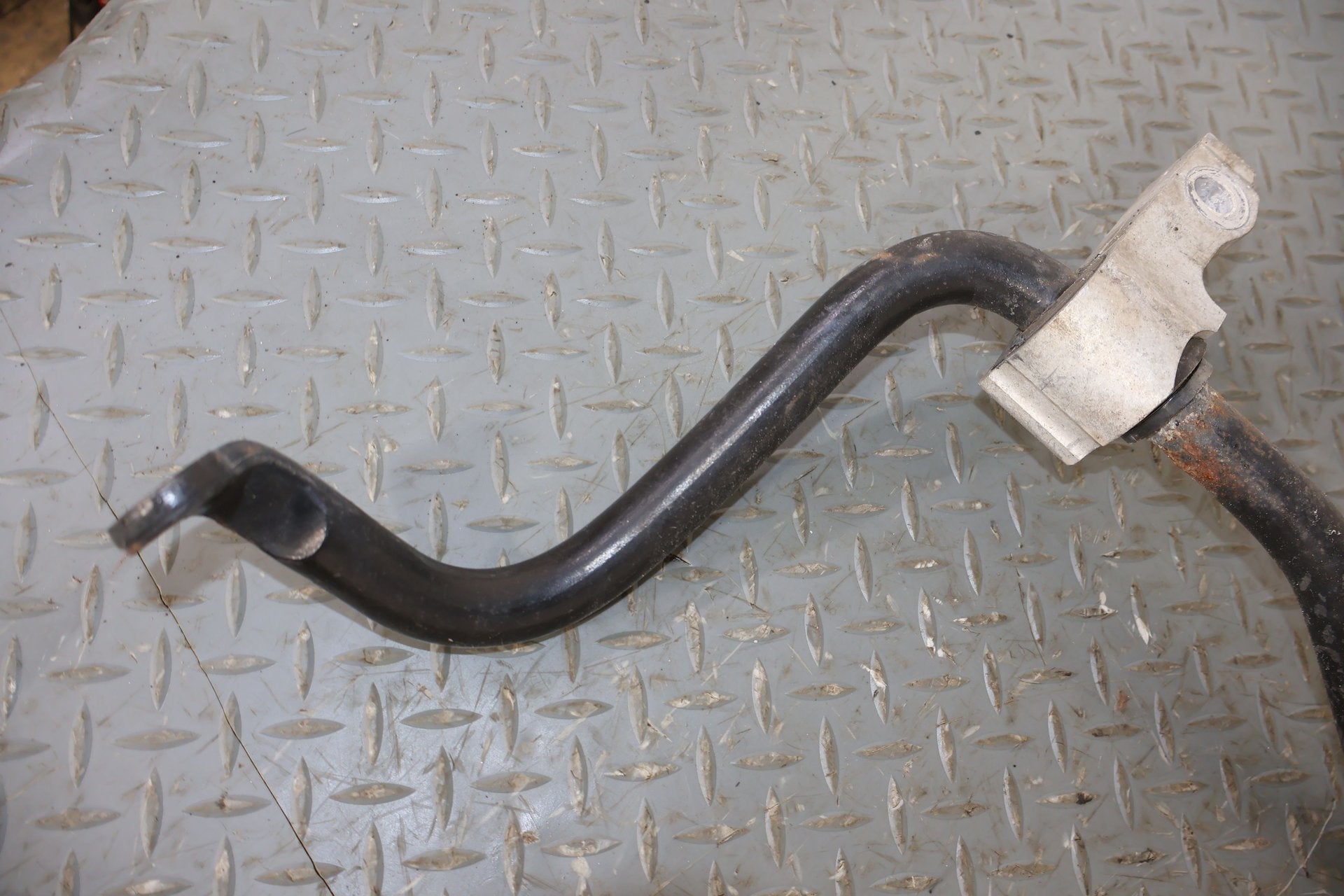 2016 Tesla S- Stabilizer Bar