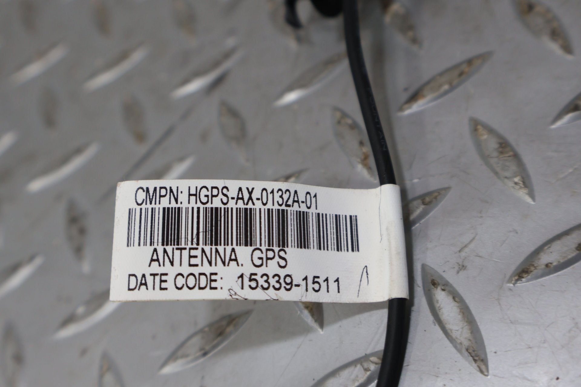 2016 Tesla X- Antenna