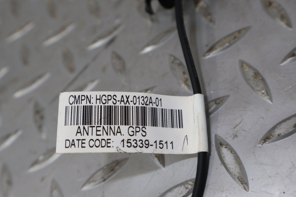2016 Tesla X- Antenna