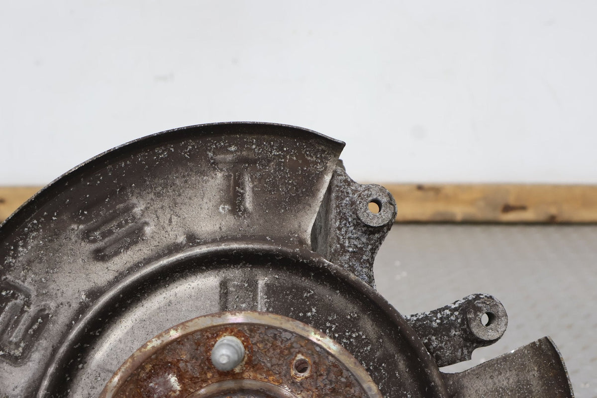 2016 Tesla X- REAR KNUCKLE/STUB AXLE