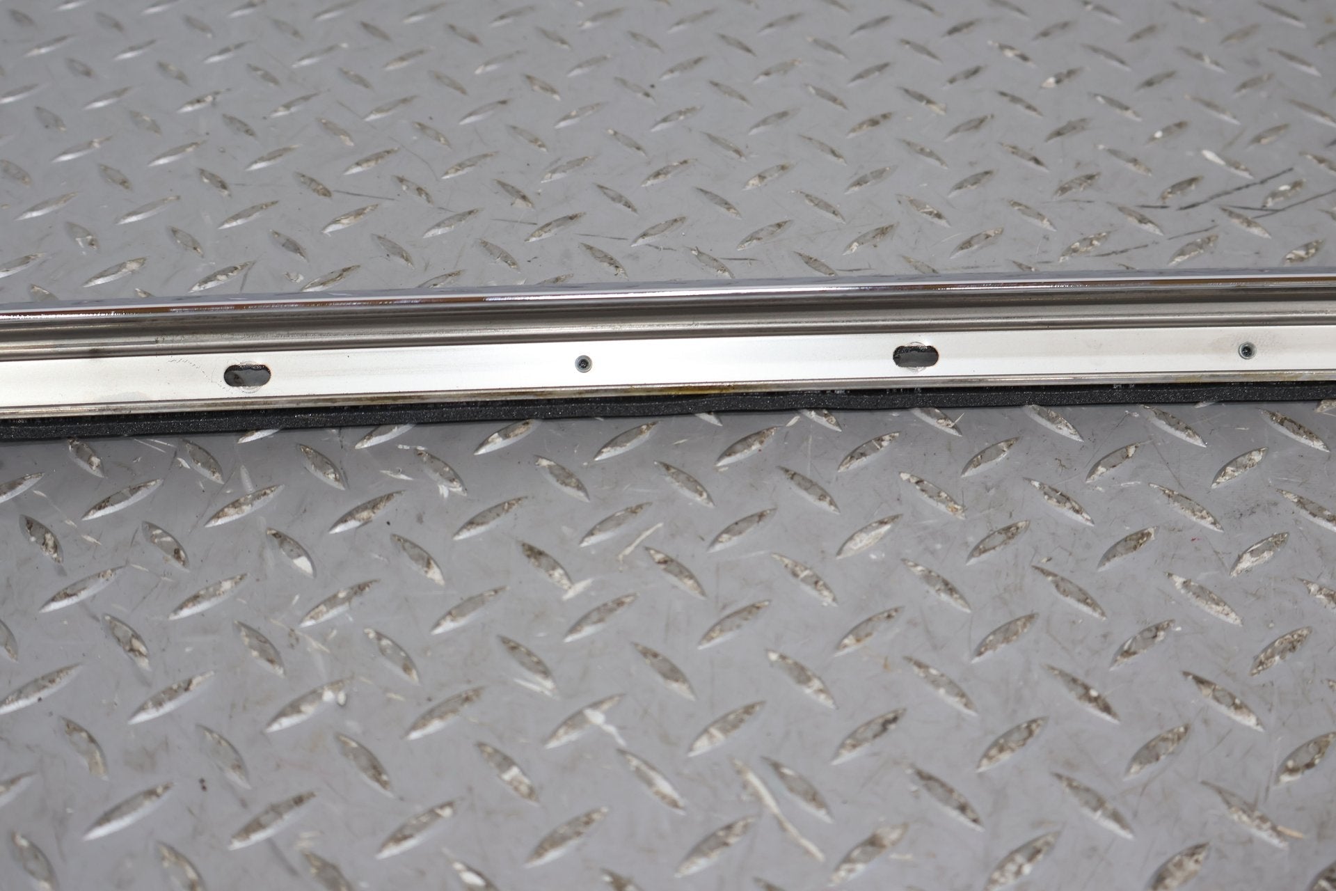 2016 Tesla X- Right Rear Door Molding