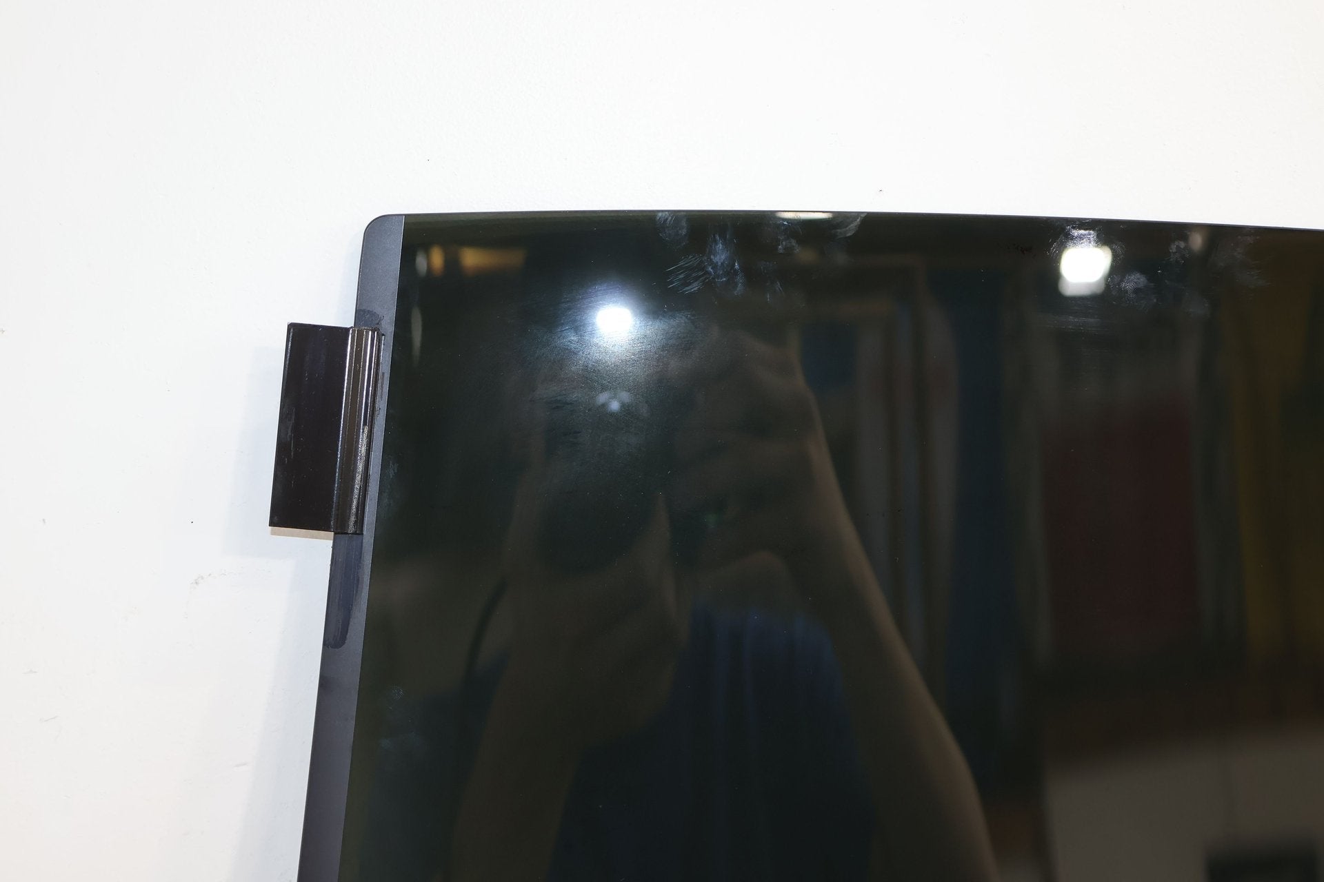 2016 Tesla X- Right Rear Door Window