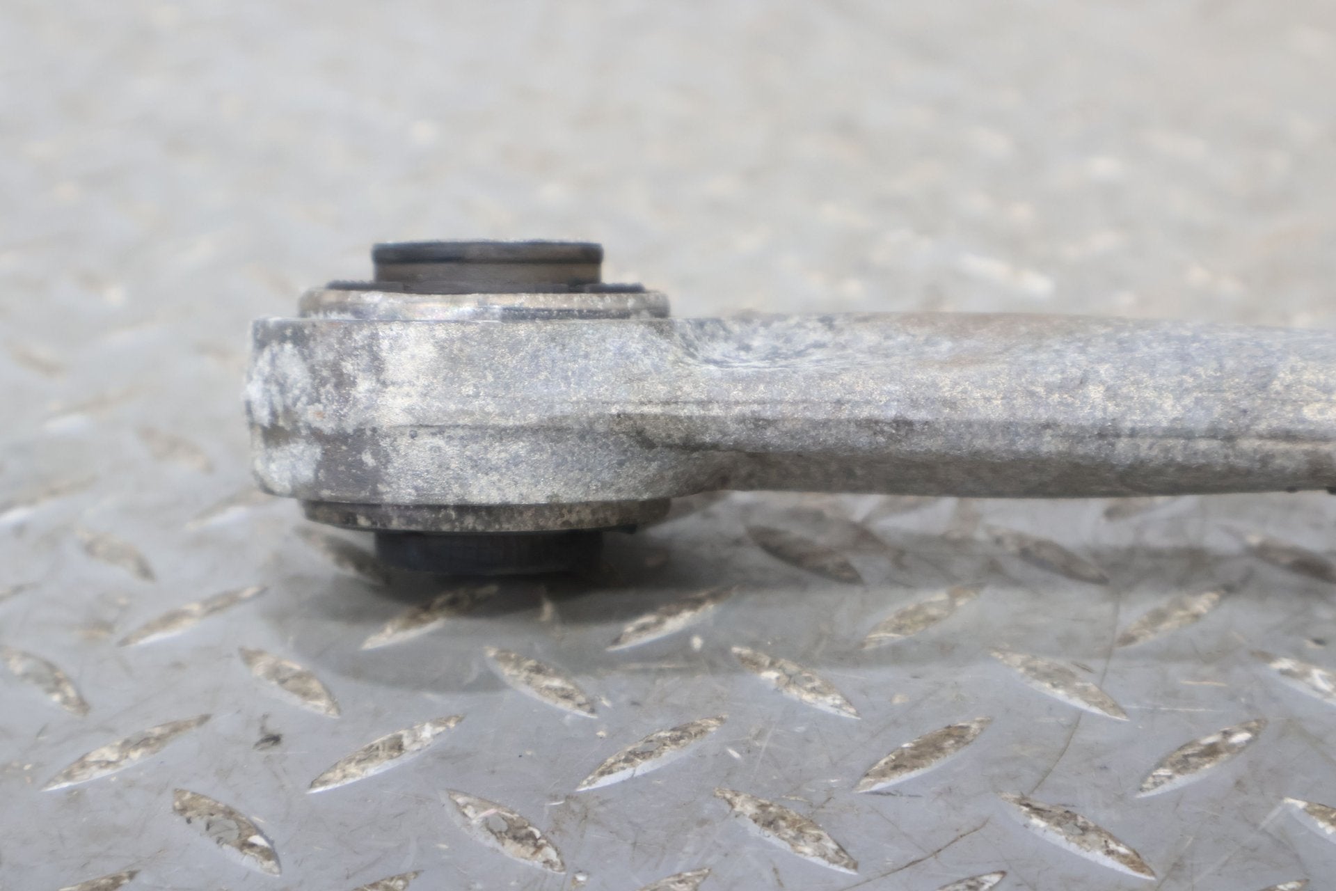 2016 Tesla X- Right Rear Upper Control Arm
