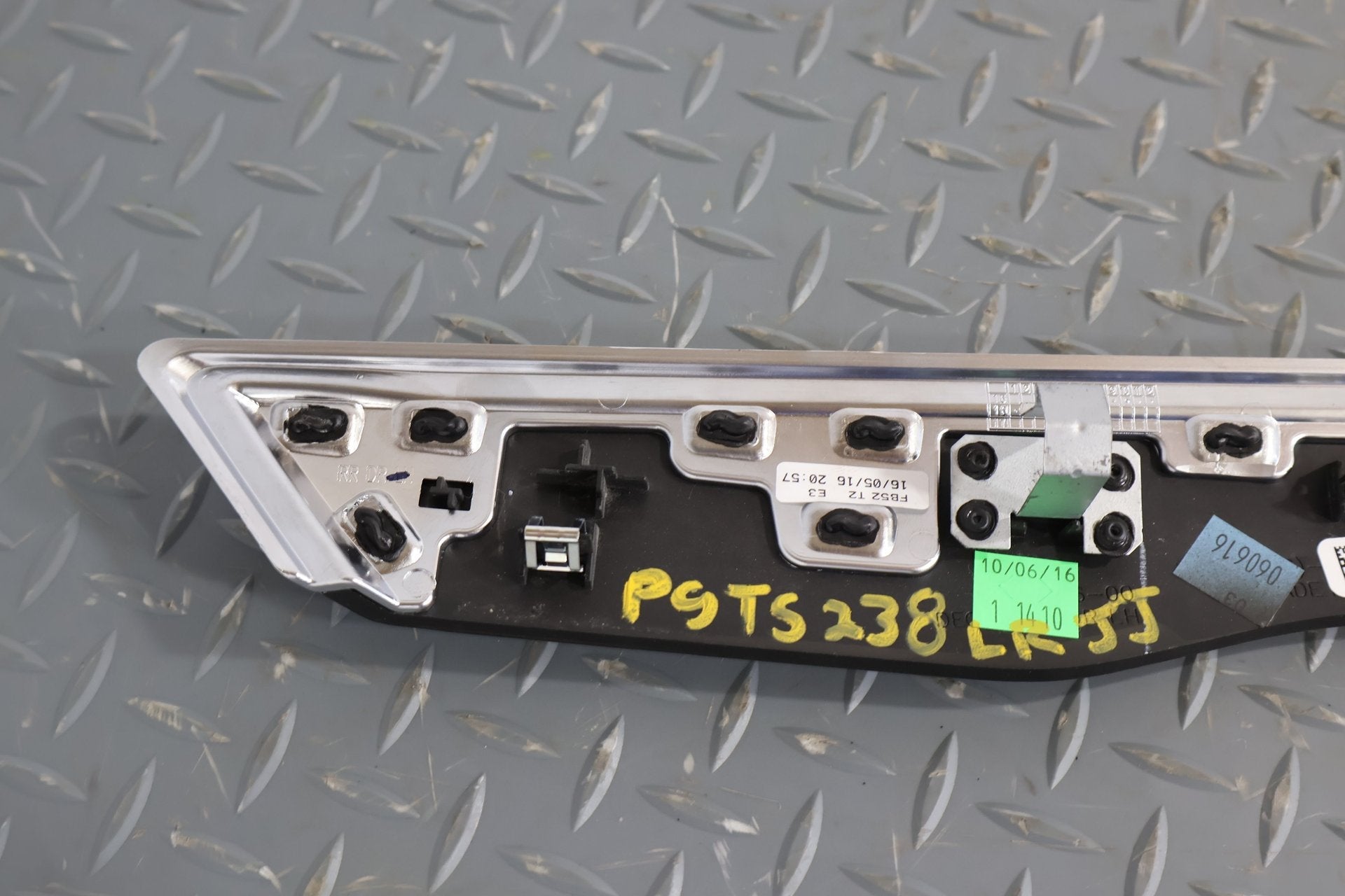 2016 Tesla X- Trim Panel