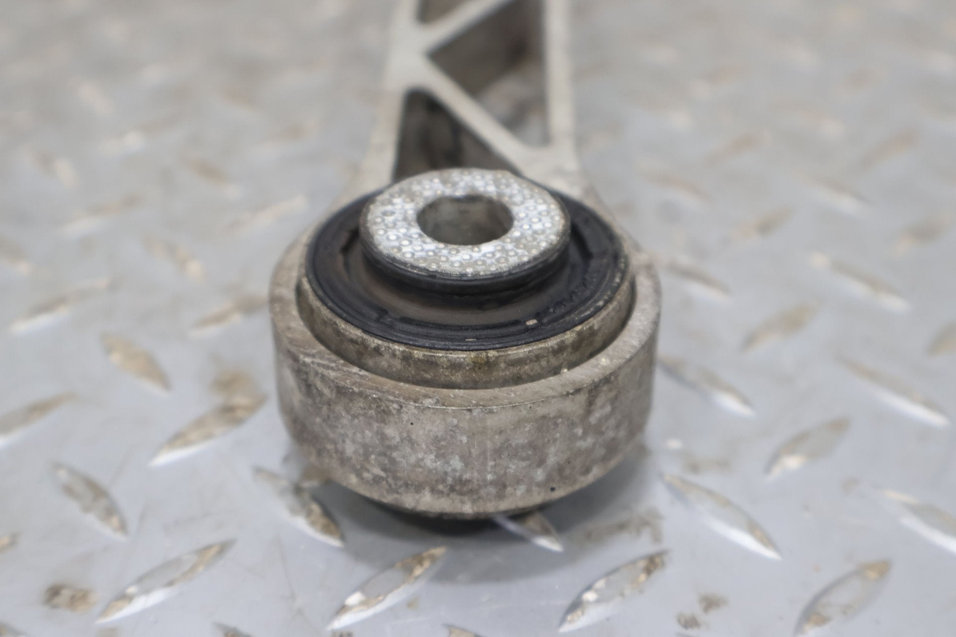2016 Tesla X- UPPER CONTROL ARM REAR