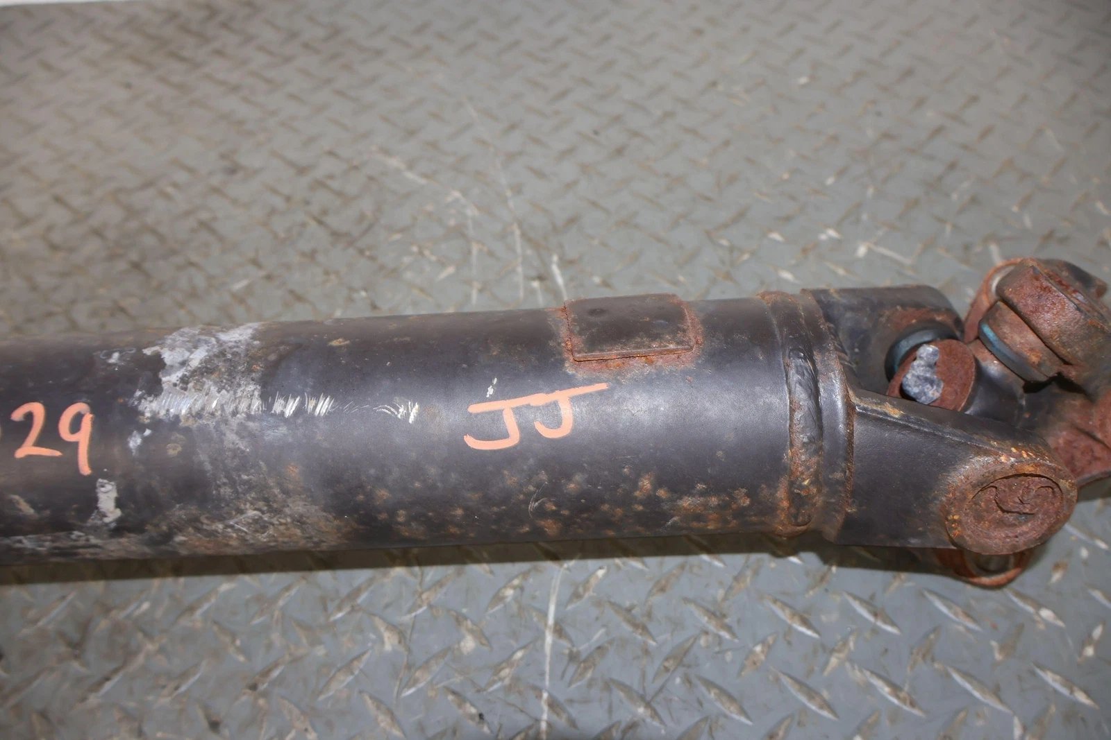 2016 Toyota Sequoia- Front Drive Shaft