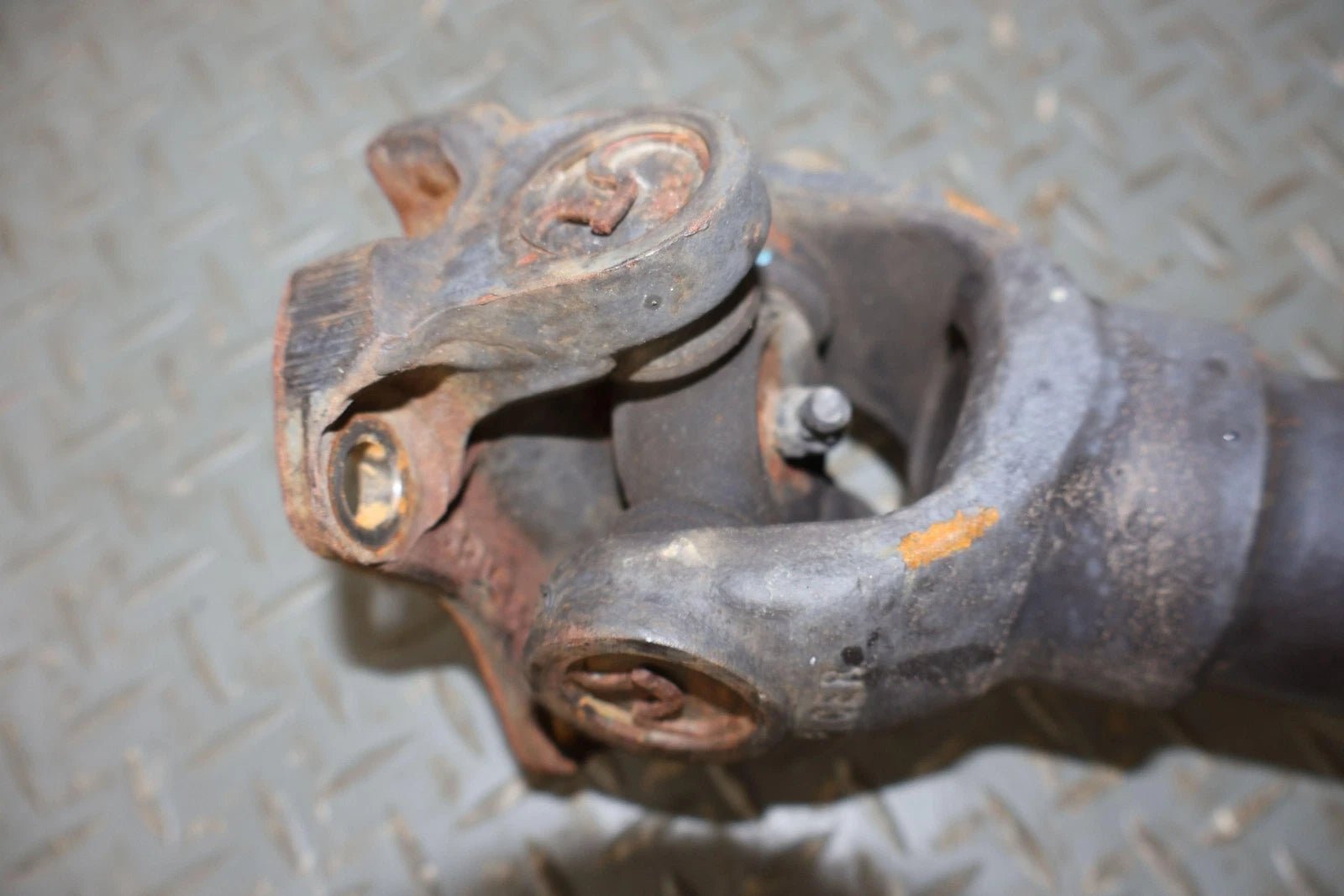2016 Toyota Sequoia- Front Drive Shaft