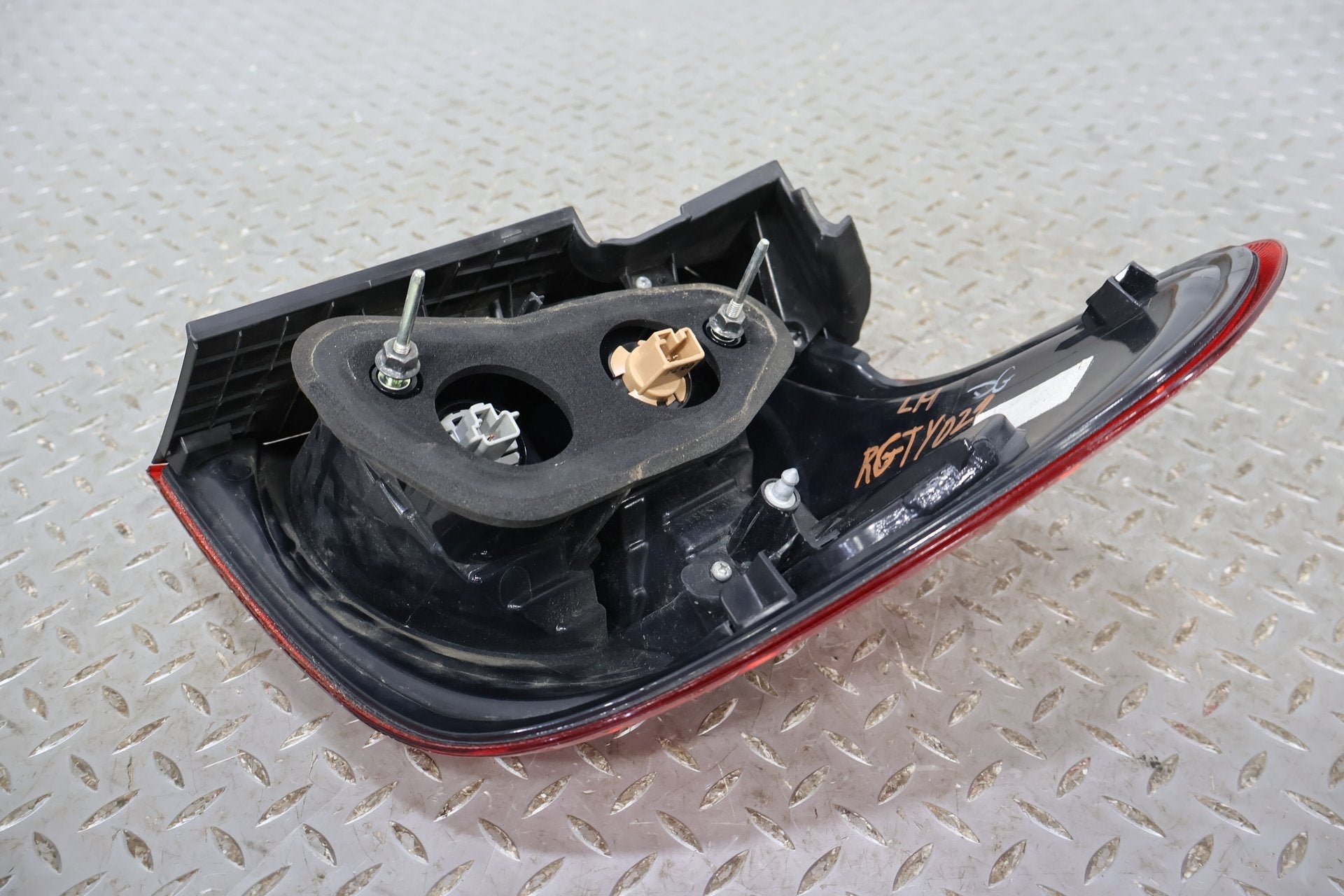 2016 Toyota Sequoia- Right Tail Light