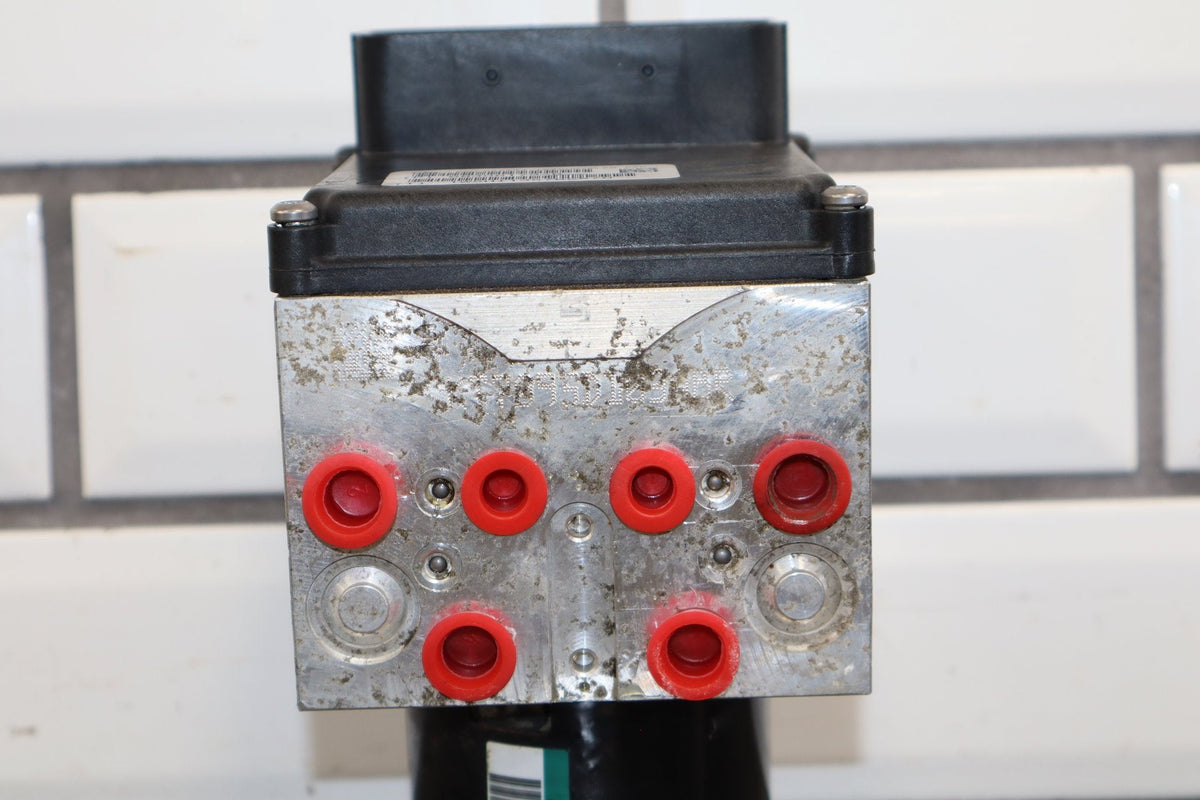 2017-2018 Ram 2500 ABS Pump Module Assembly 68143491AA OEM