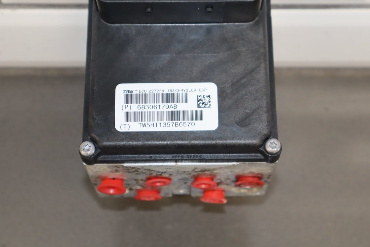 2017-2018 Ram 2500 ABS Pump Module Assembly 68143491AA OEM