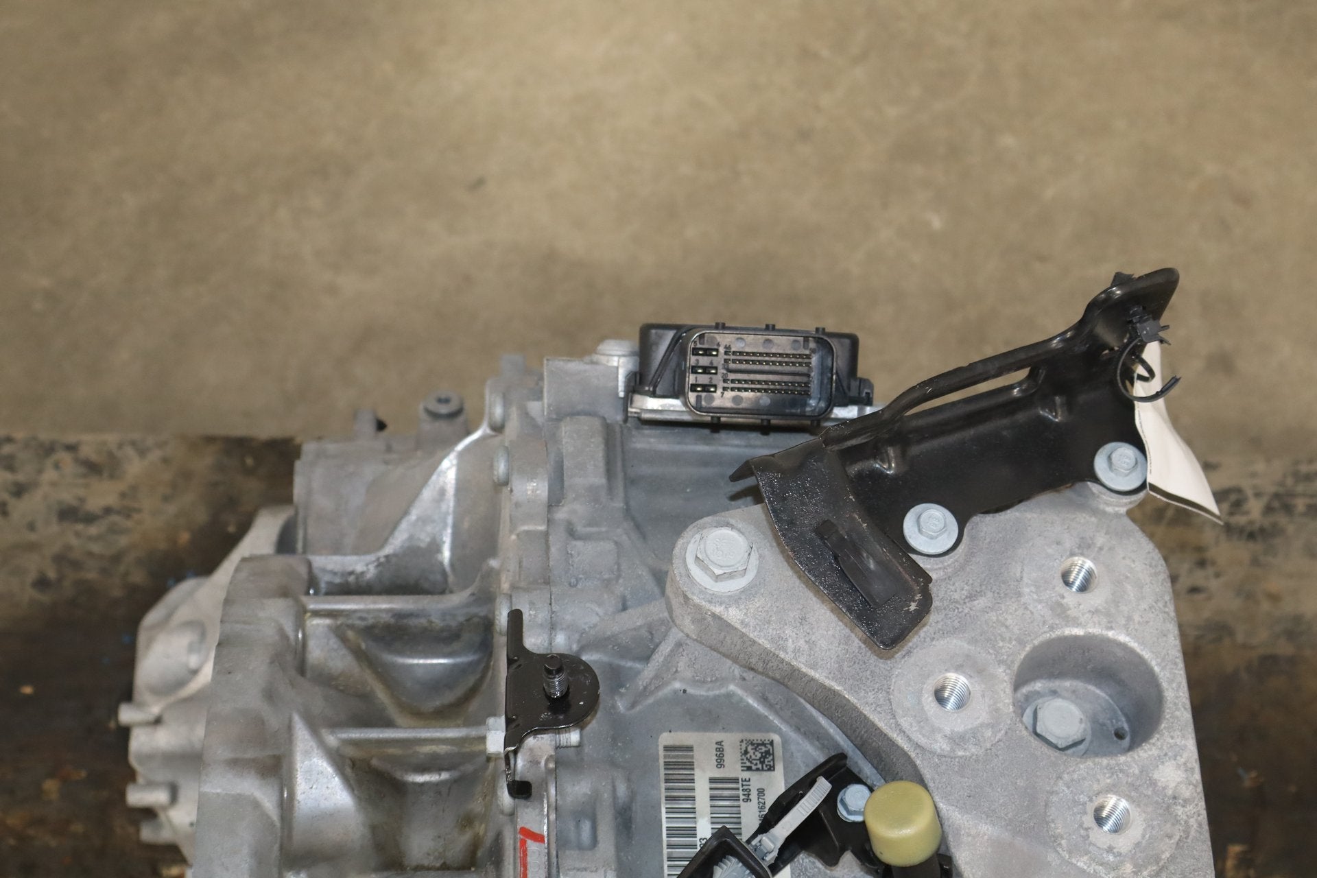 2017-2019 Chrysler Pacifica FWD 3.6L Automatic Transmission Assembly OEM