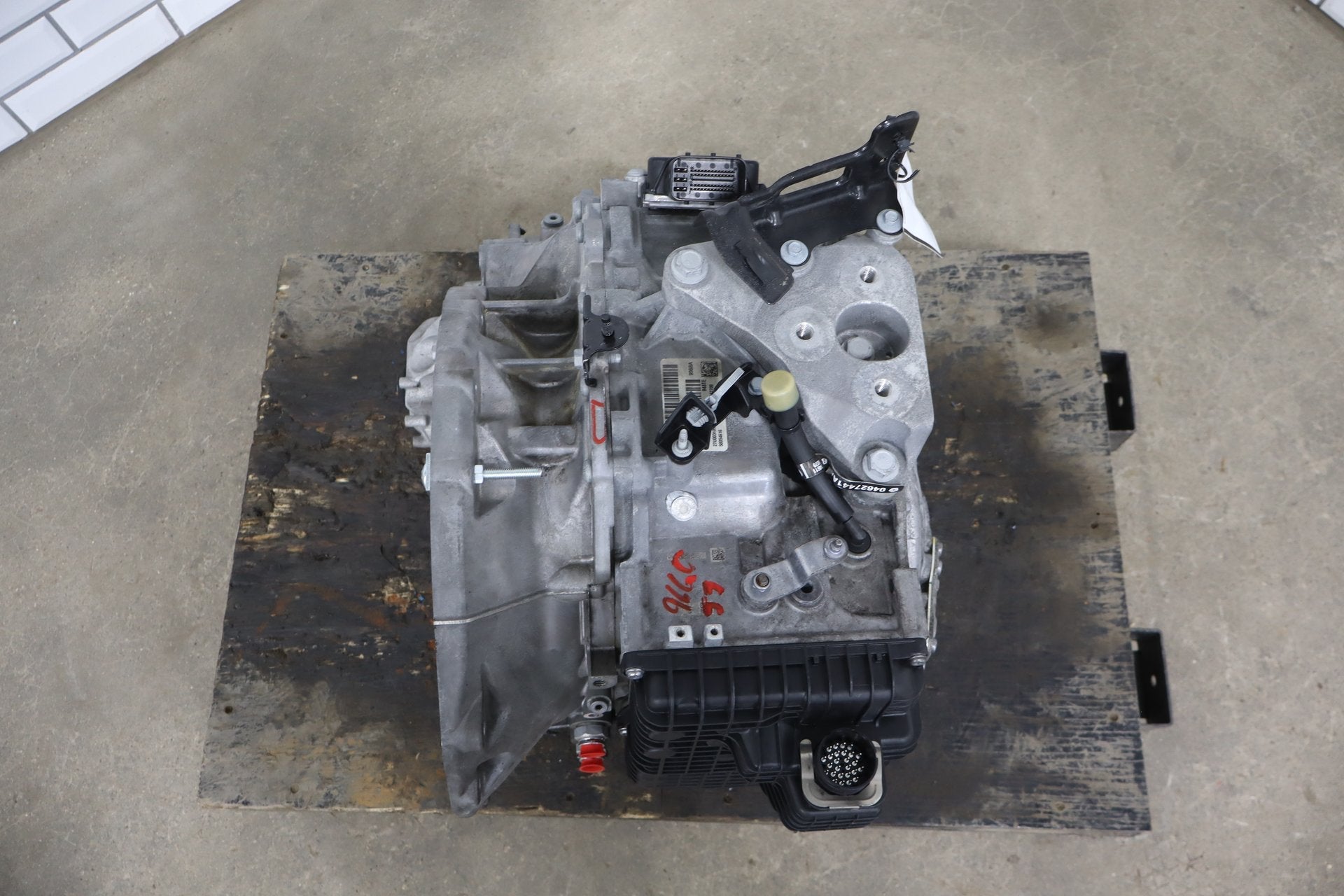 2017-2019 Chrysler Pacifica FWD 3.6L Automatic Transmission Assembly OEM
