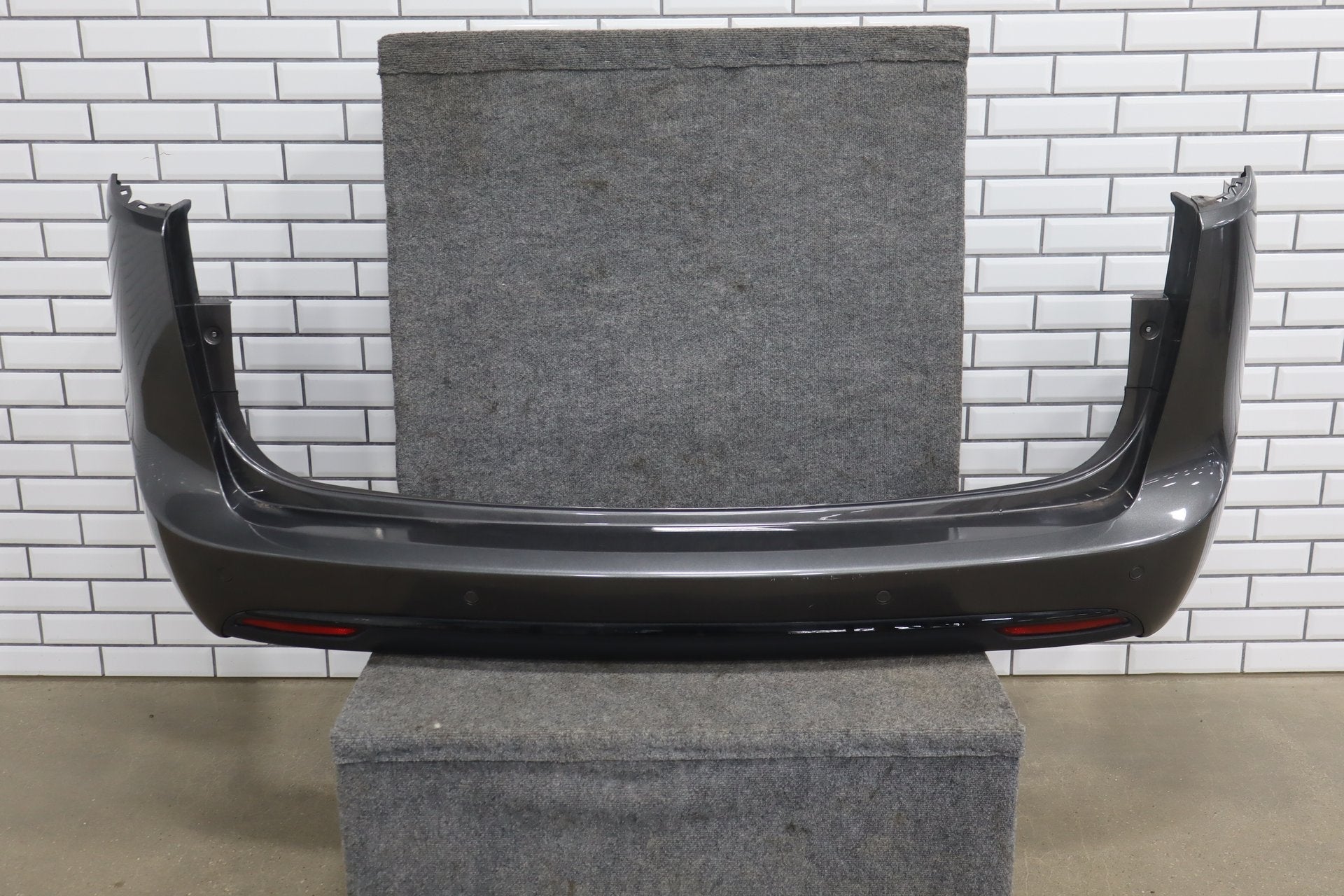 2017-2020 Chrysler Pacifica Touring Plus Rear Bumper Granite Crystal PAU