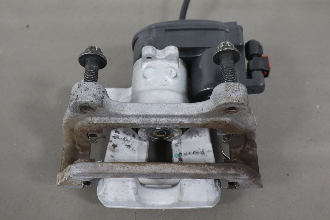 2017 - 2023 Tesla Model 3 Pair - OEM Rear Brake Calipers 104624 - 97 - F