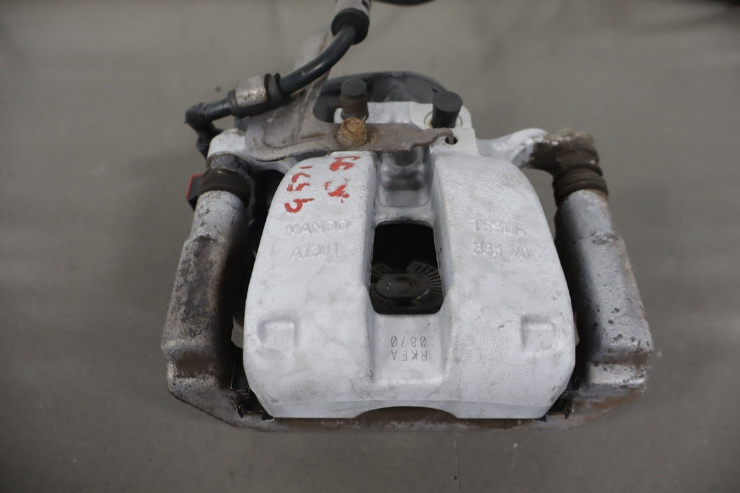 2017 - 2023 Tesla Model 3 Pair - OEM Rear Brake Calipers 104624 - 97 - F