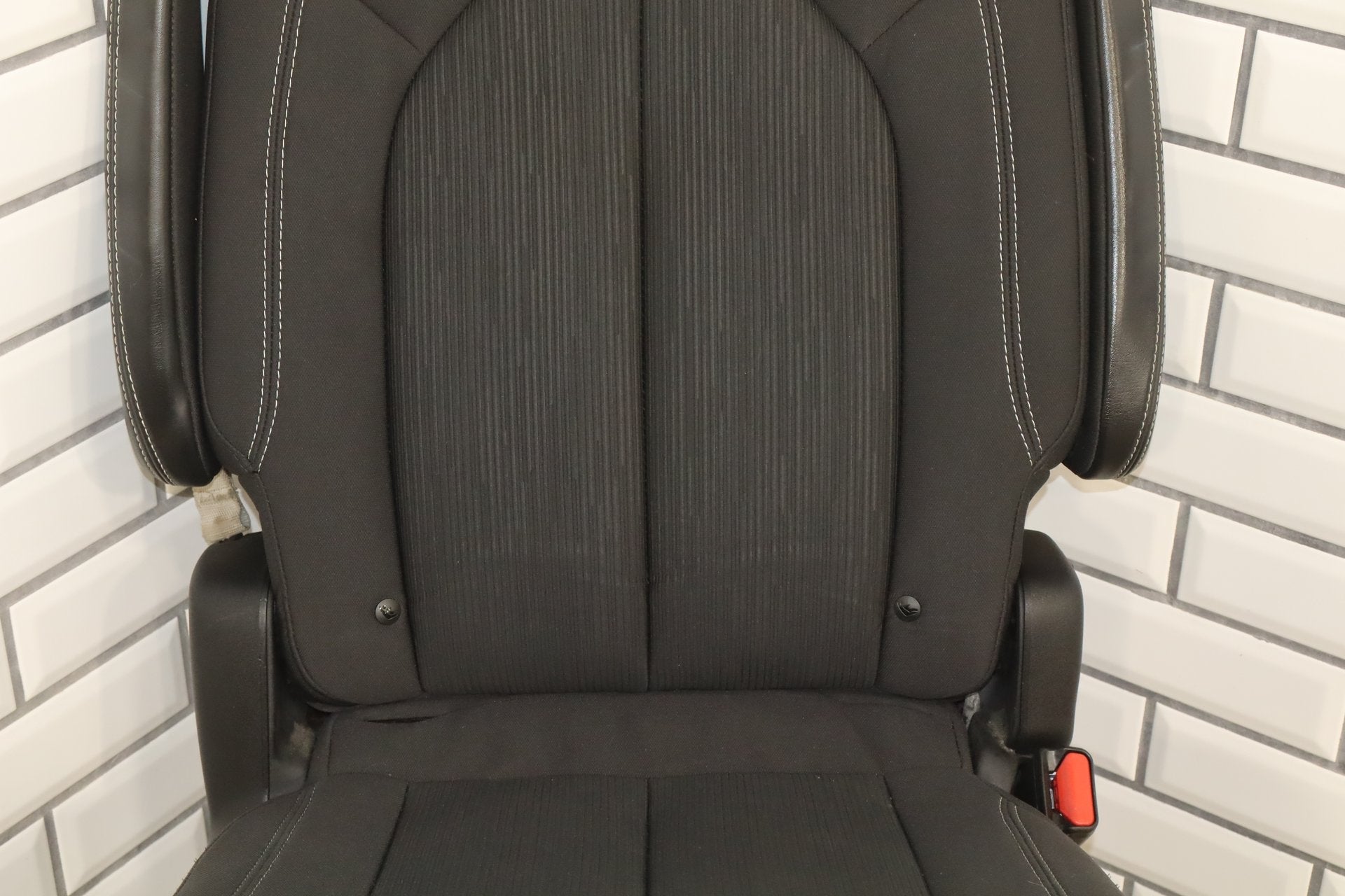 2017-2024 Chrysler Pacifica 2nd Row Right Outer Seat Assembly Black Cloth OEM