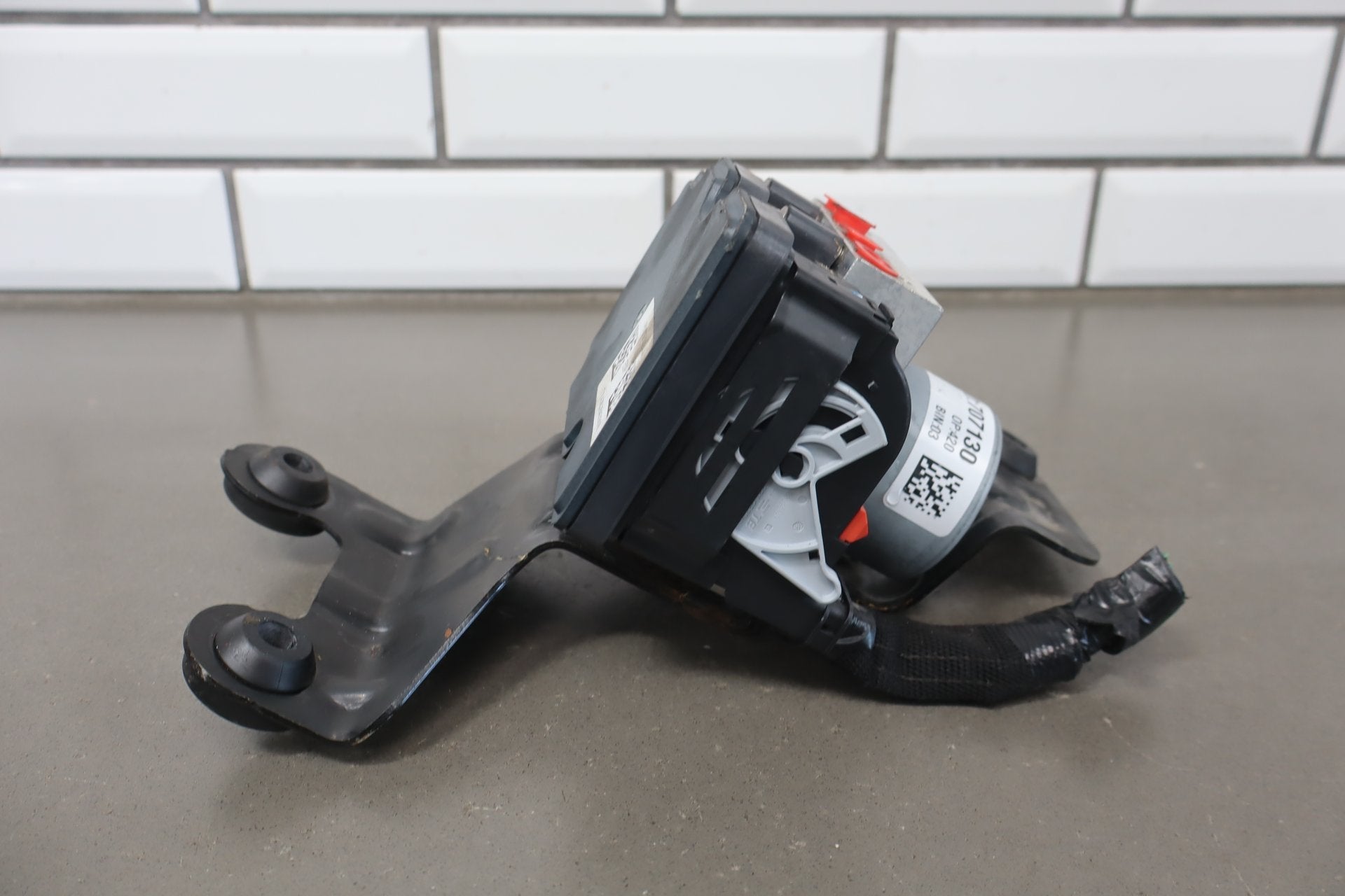 2017-2024 Chrysler Pacifica ABS Brake Unit OEM