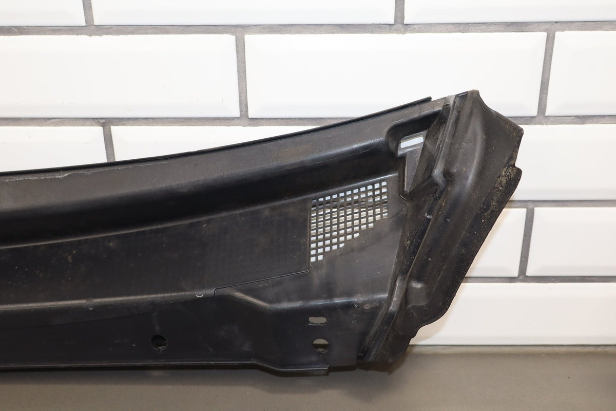 2017-2024 Chrysler Pacifica Cowl Vent Panel OEM