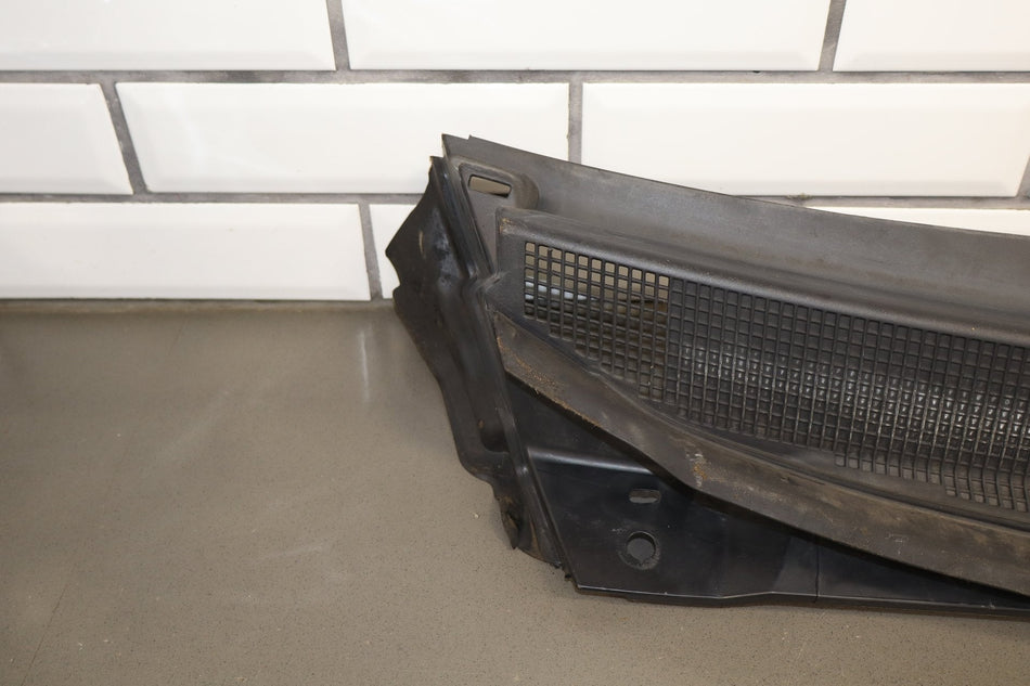 2017-2024 Chrysler Pacifica Cowl Vent Panel OEM