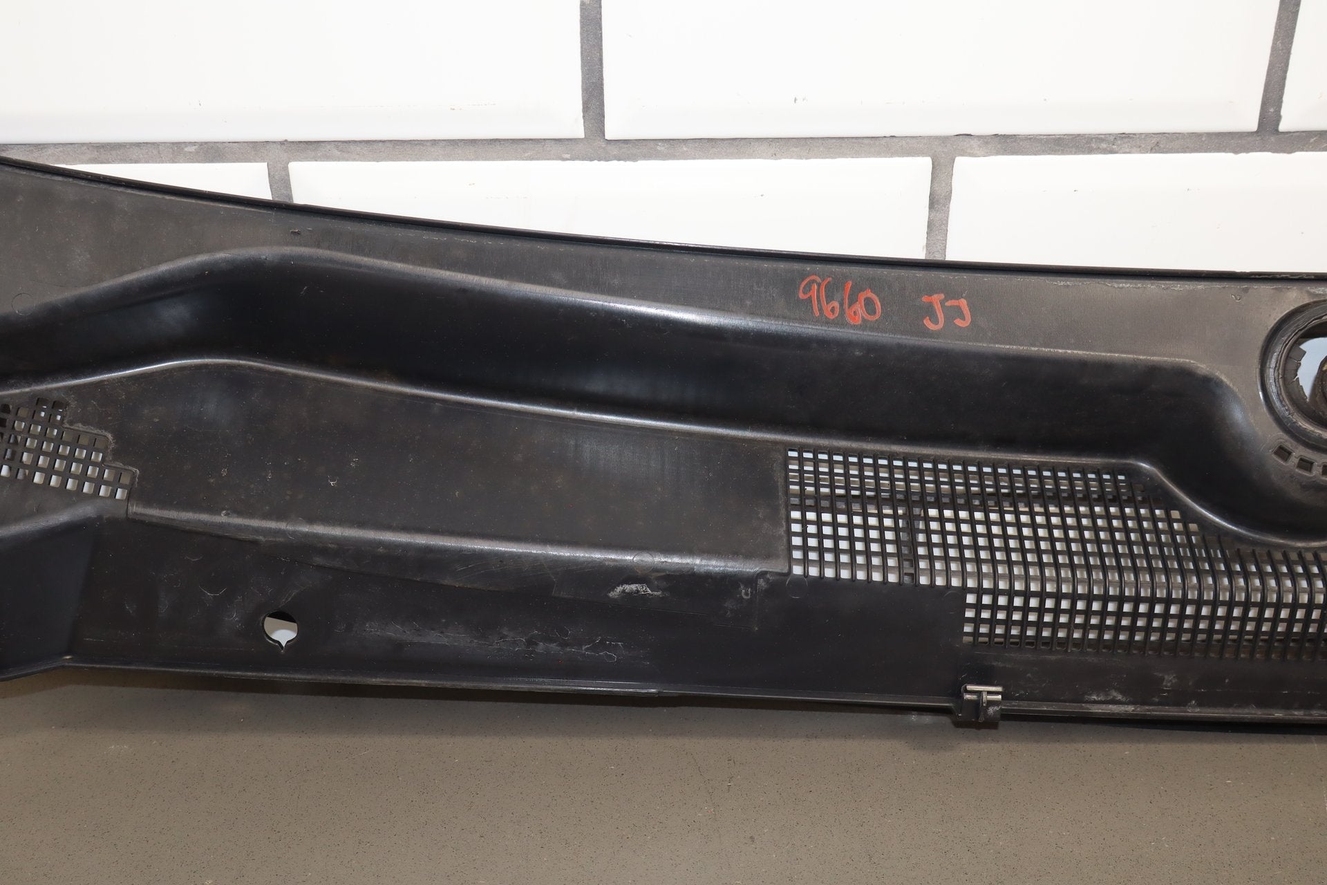 2017-2024 Chrysler Pacifica Cowl Vent Panel OEM