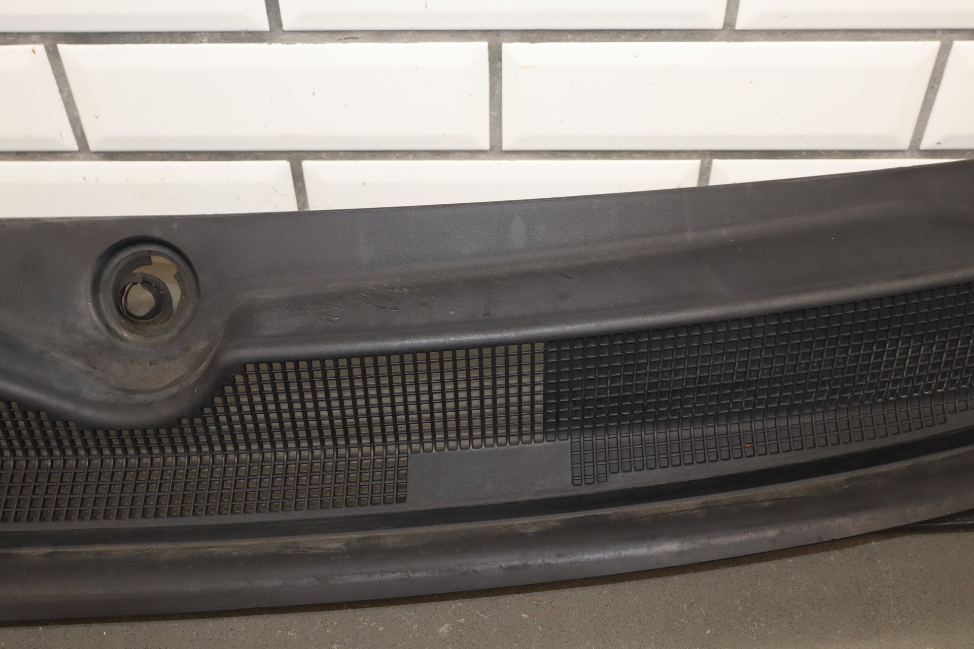 2017-2024 Chrysler Pacifica Cowl Vent Panel OEM