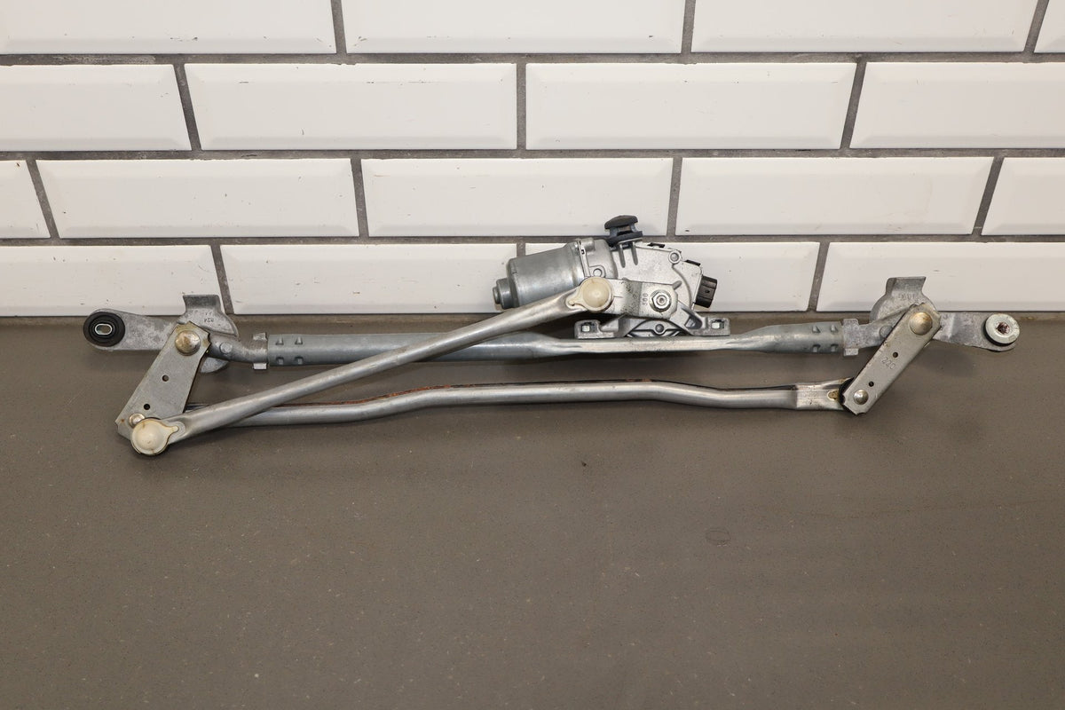 2017-2024 Chrysler Pacifica Front Windshield Wiper Motor OEM