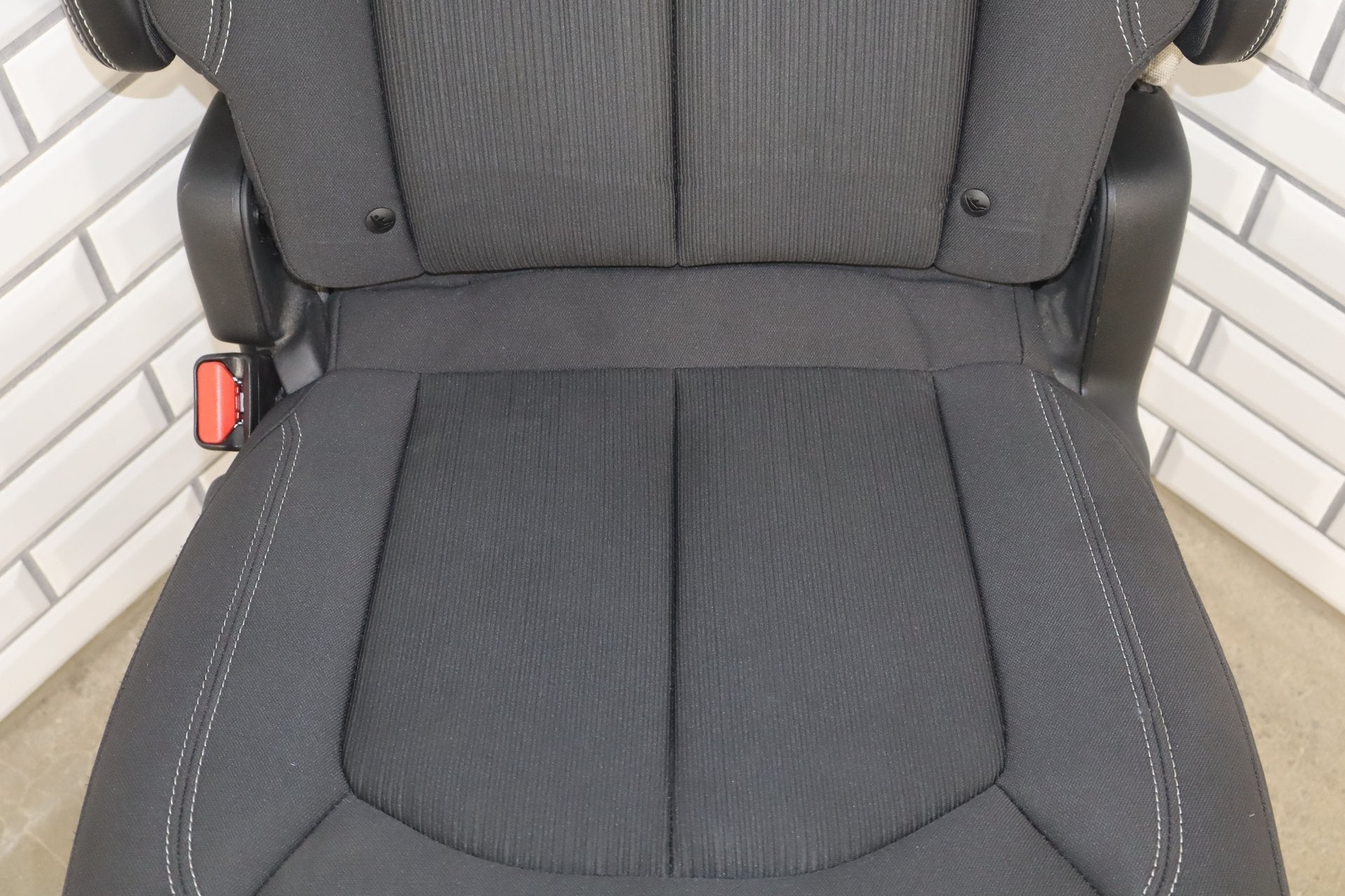 2017-2024 Chrysler Pacifica Left Rear 2nd Row Seat/Chair Cloth OEM