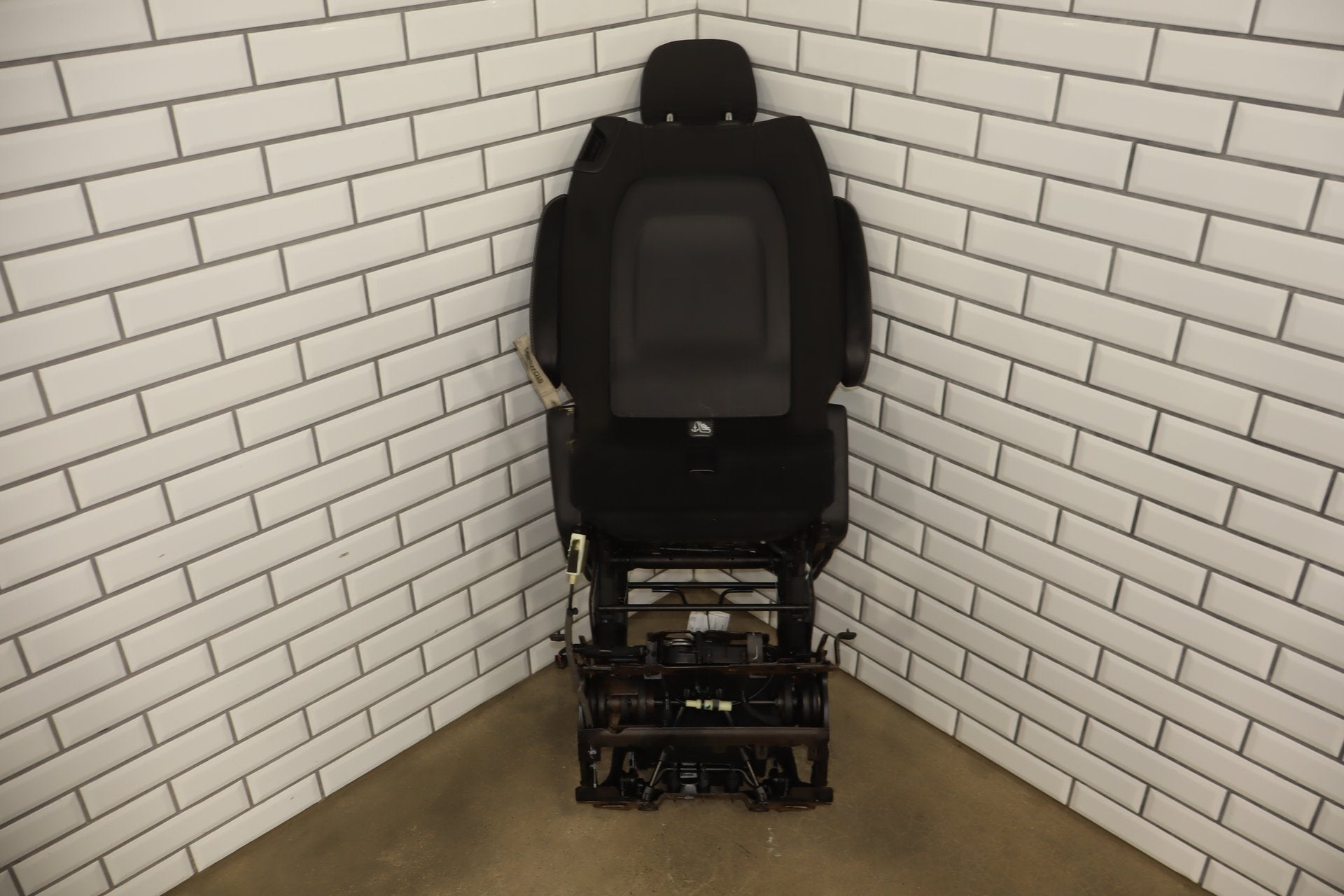 2017-2024 Chrysler Pacifica Left Rear 2nd Row Seat/Chair Cloth OEM