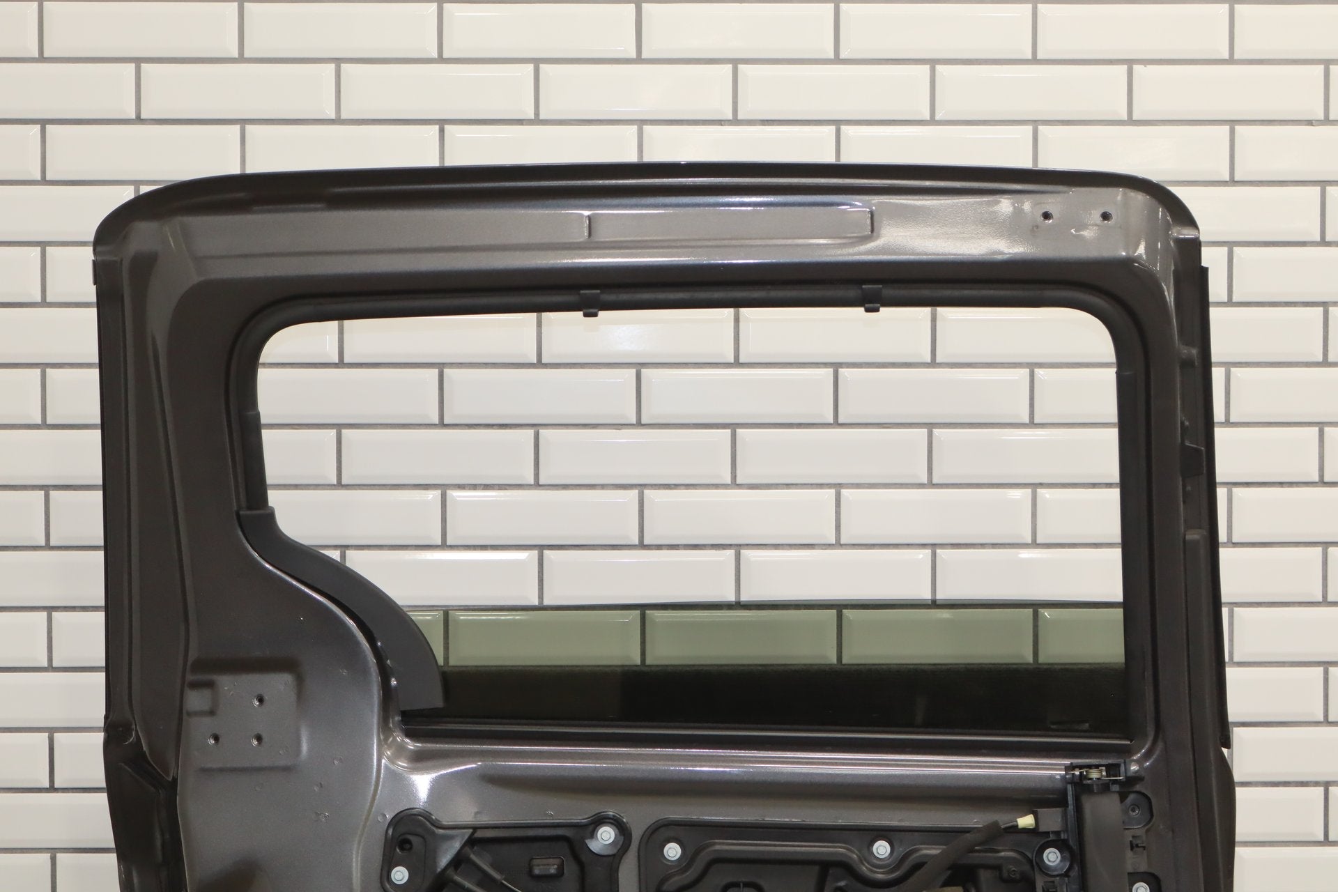 2017-2024 Chrysler Pacifica Left Rear Door Granite Crystal ( PAU )