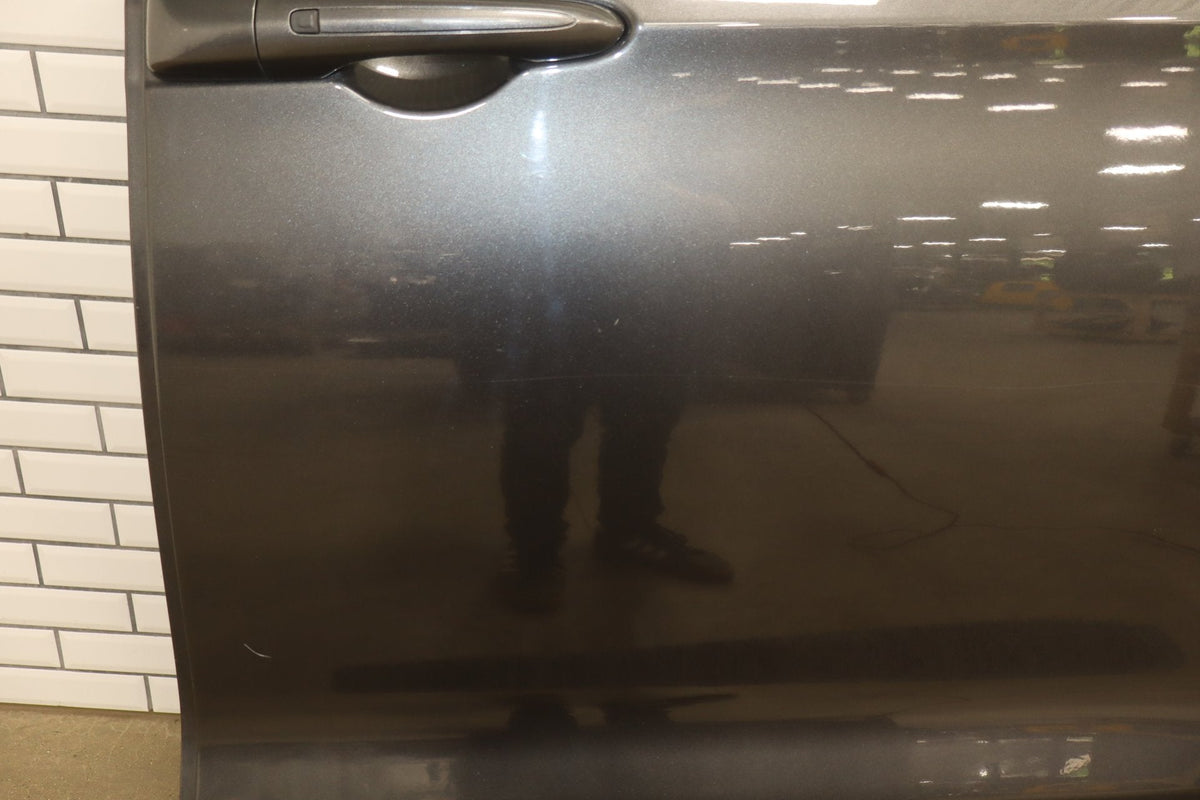 2017-2024 Chrysler Pacifica Left Rear Door Granite Crystal ( PAU )