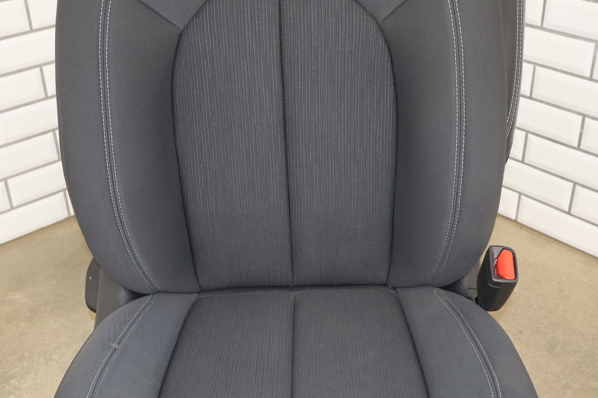 2017-2024 Chrysler Pacifica Passenger RH Right Front Seat Clotch Black X3